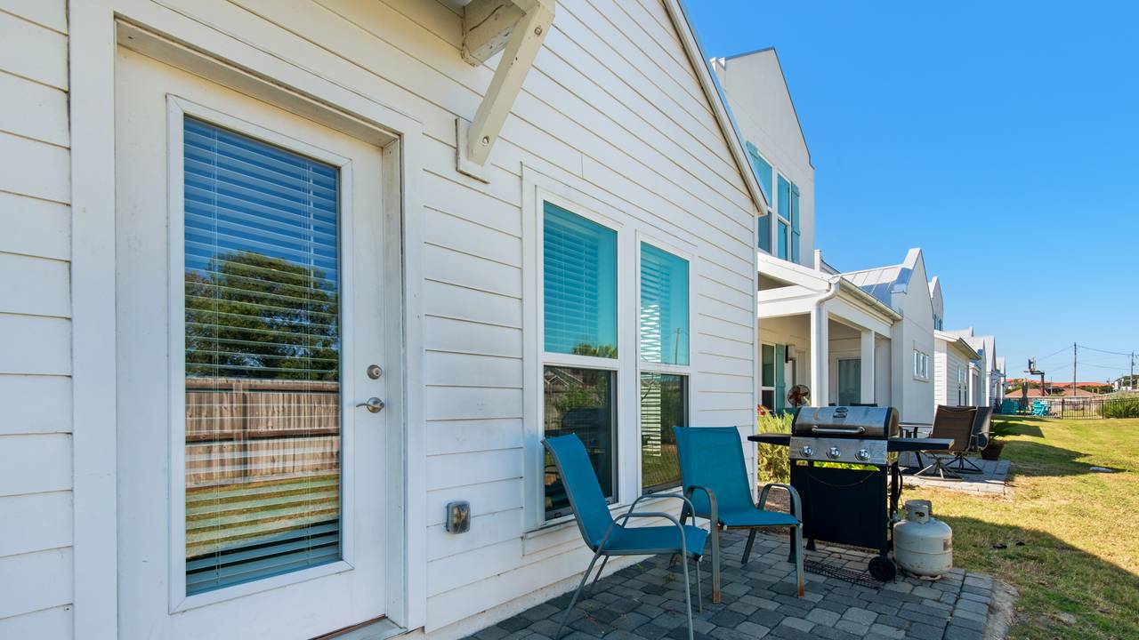 128 Sea Breeze Circle Back Patio 128 Sea Breeze Circle Back Patio