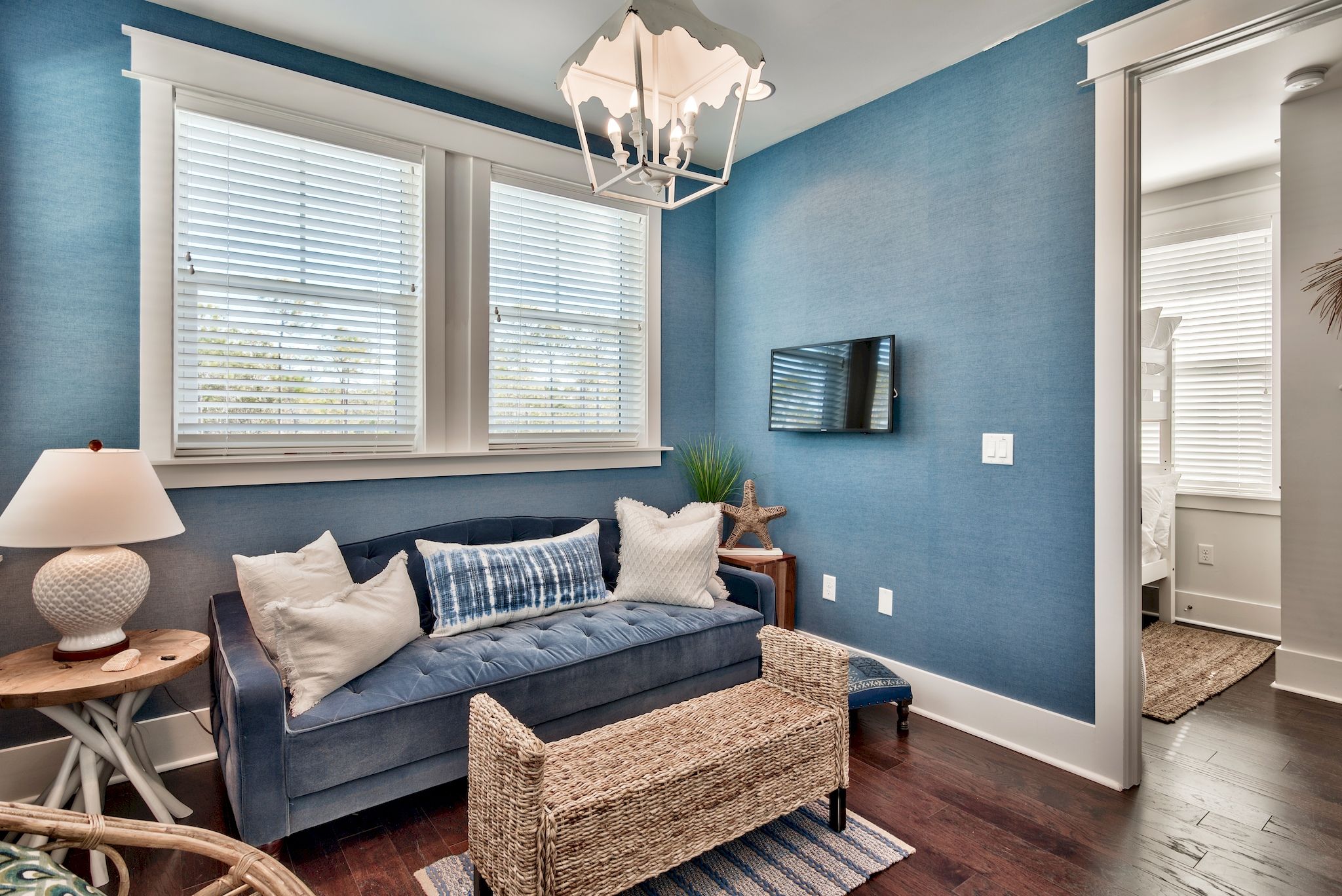 Cest La Vie 2nd Floor Landing