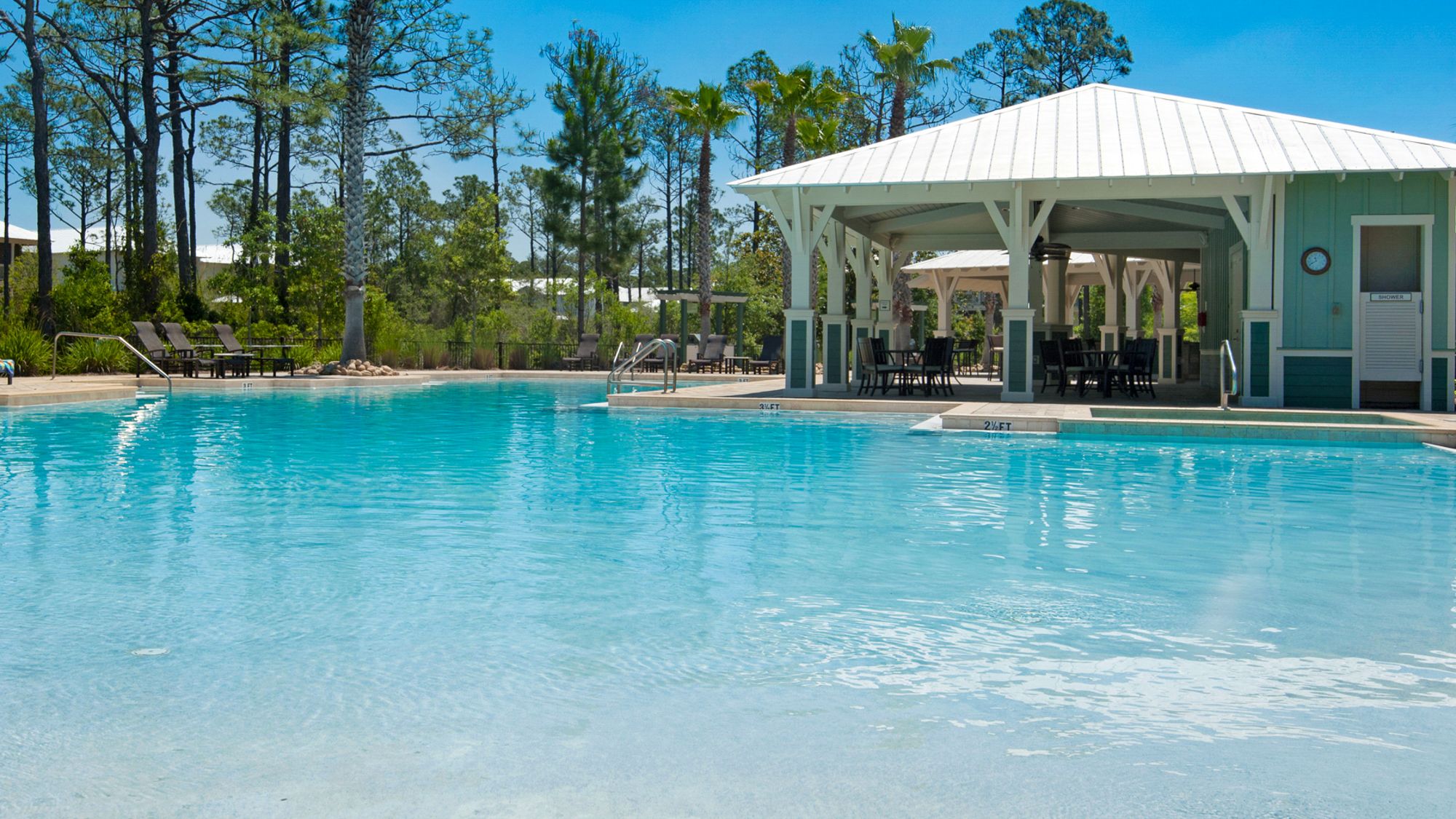 NatureWalk Grounds and Amenities