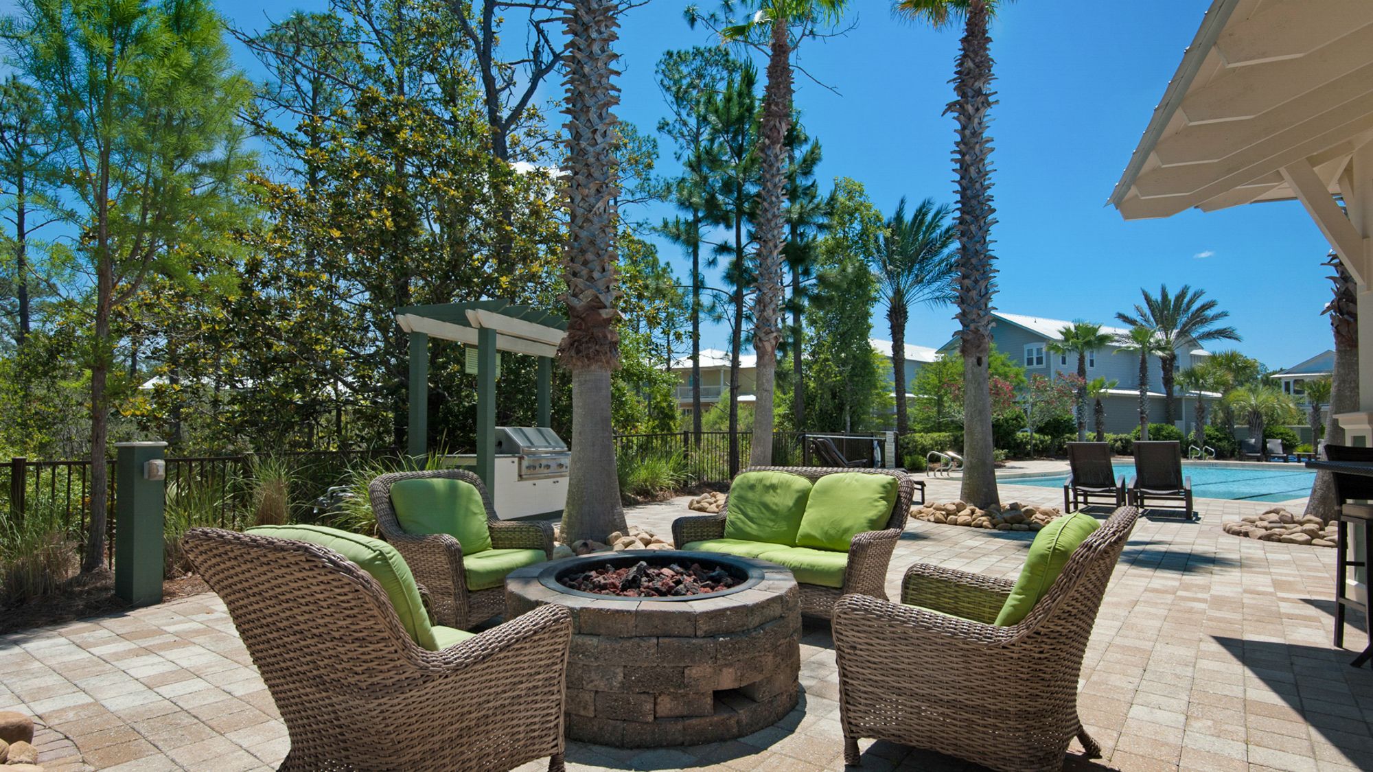 NatureWalk Grounds and Amenities