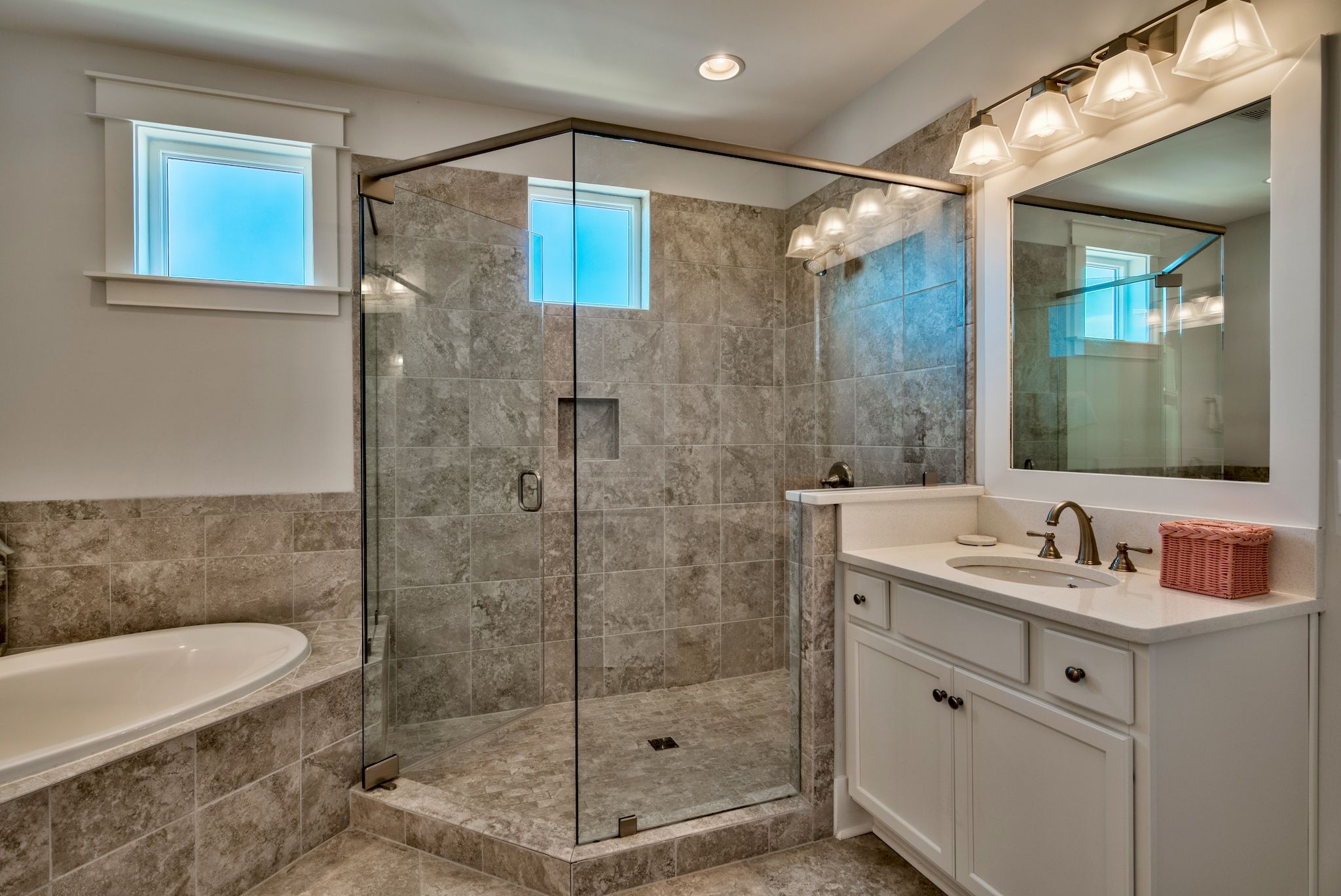 Cest La Vie 2nd Floor Private Bathroom