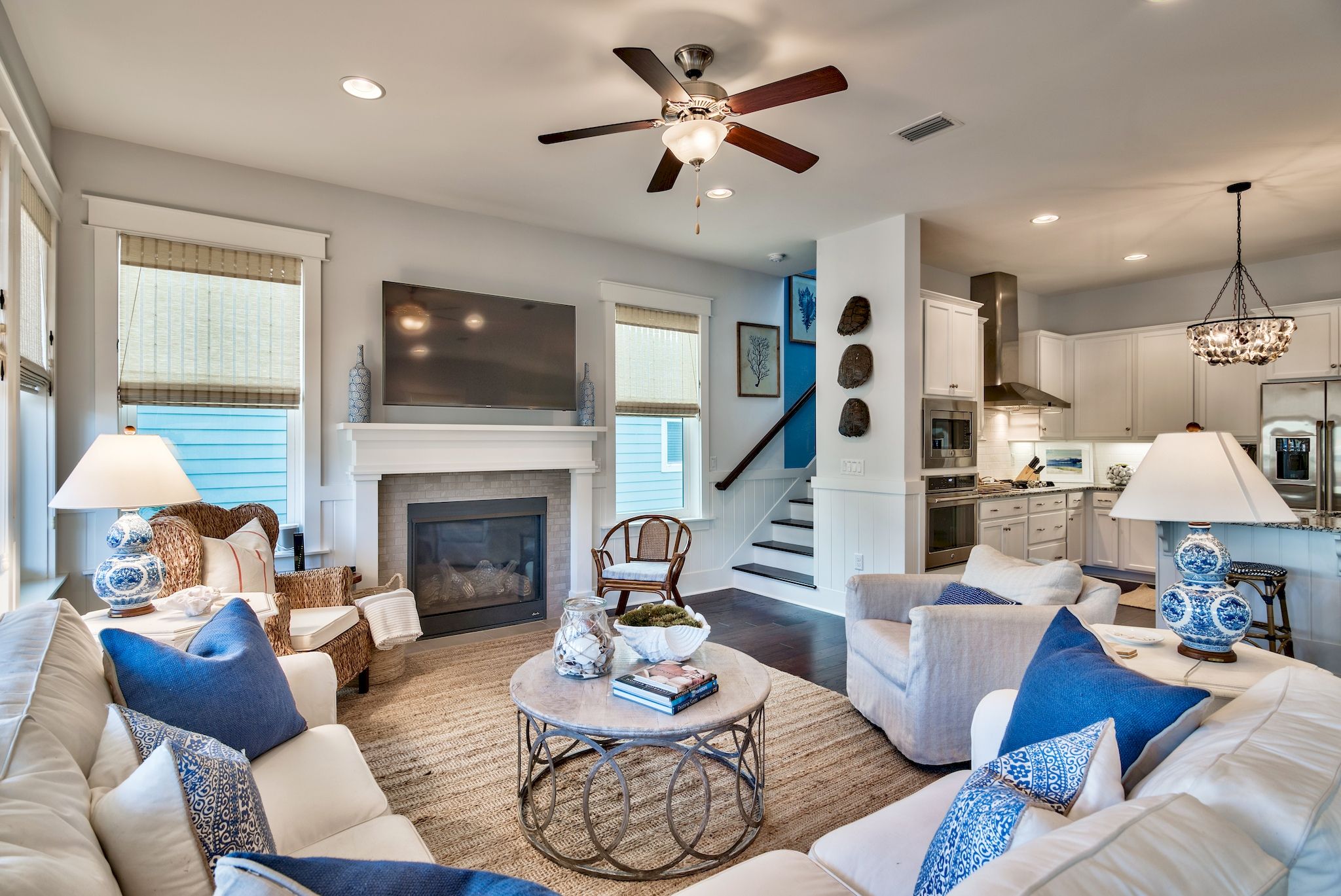 Cest La Vie Living Area