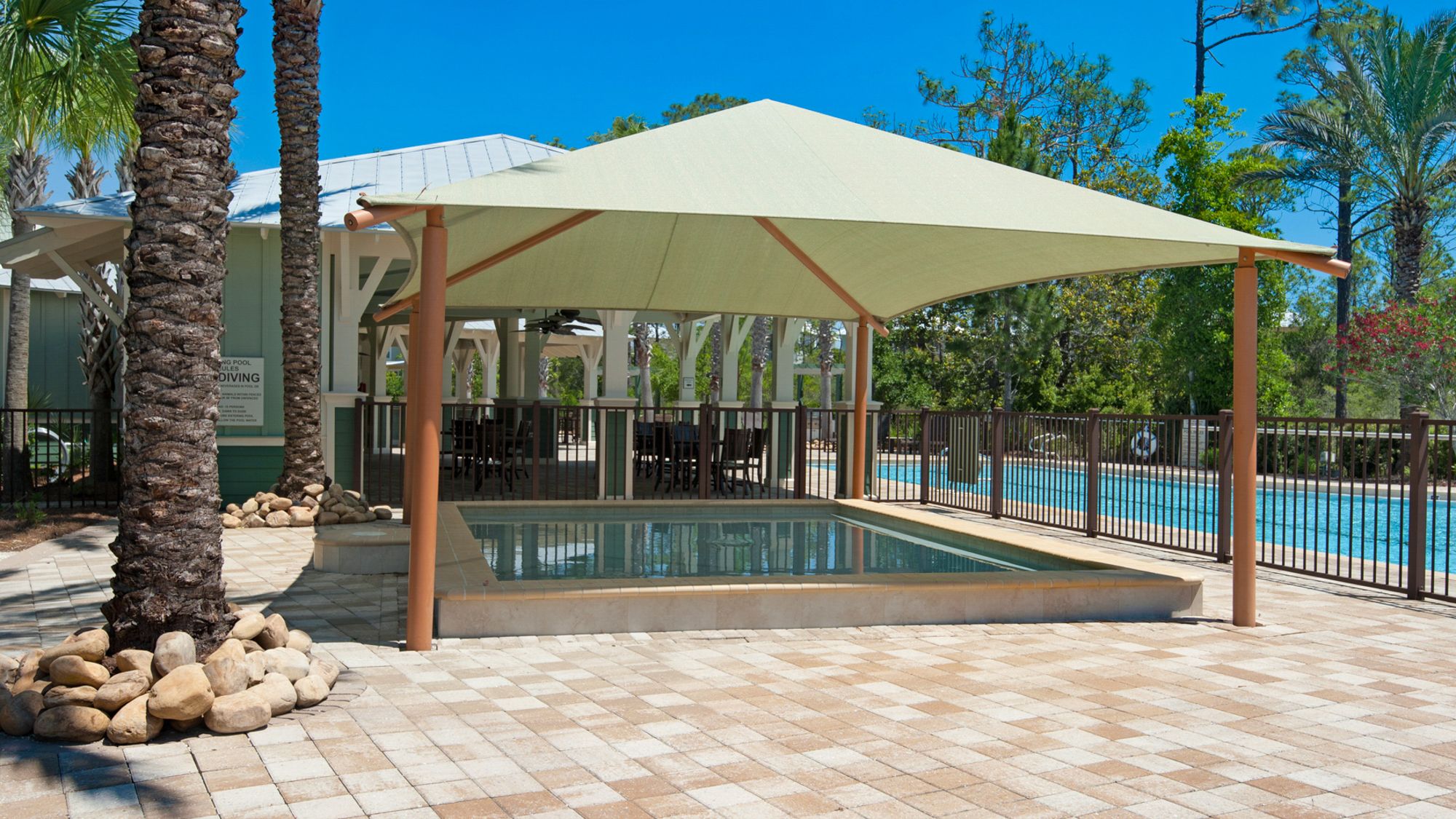 NatureWalk Grounds and Amenities