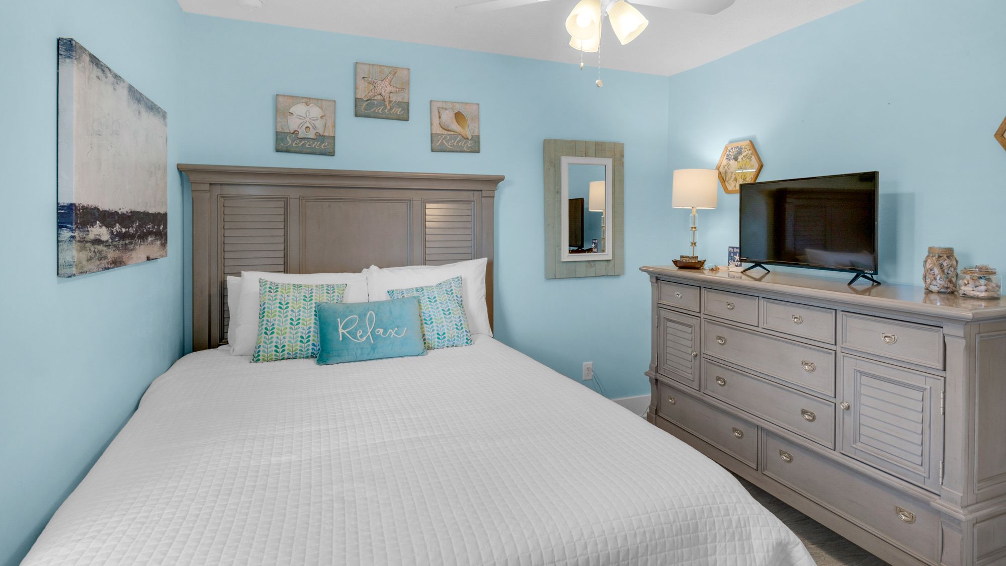 Sandy Teauxs Bedroom