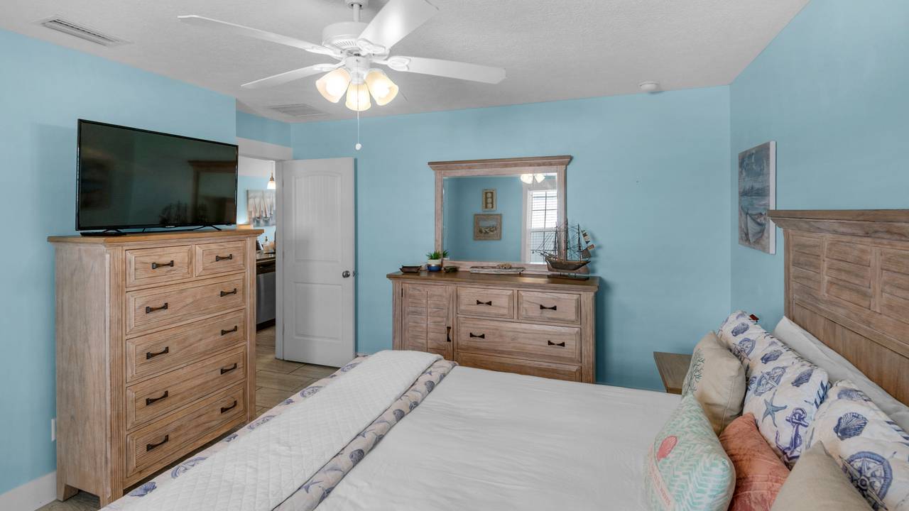 Sandy Teauxs Bedroom Sandy Teauxs Bedroom