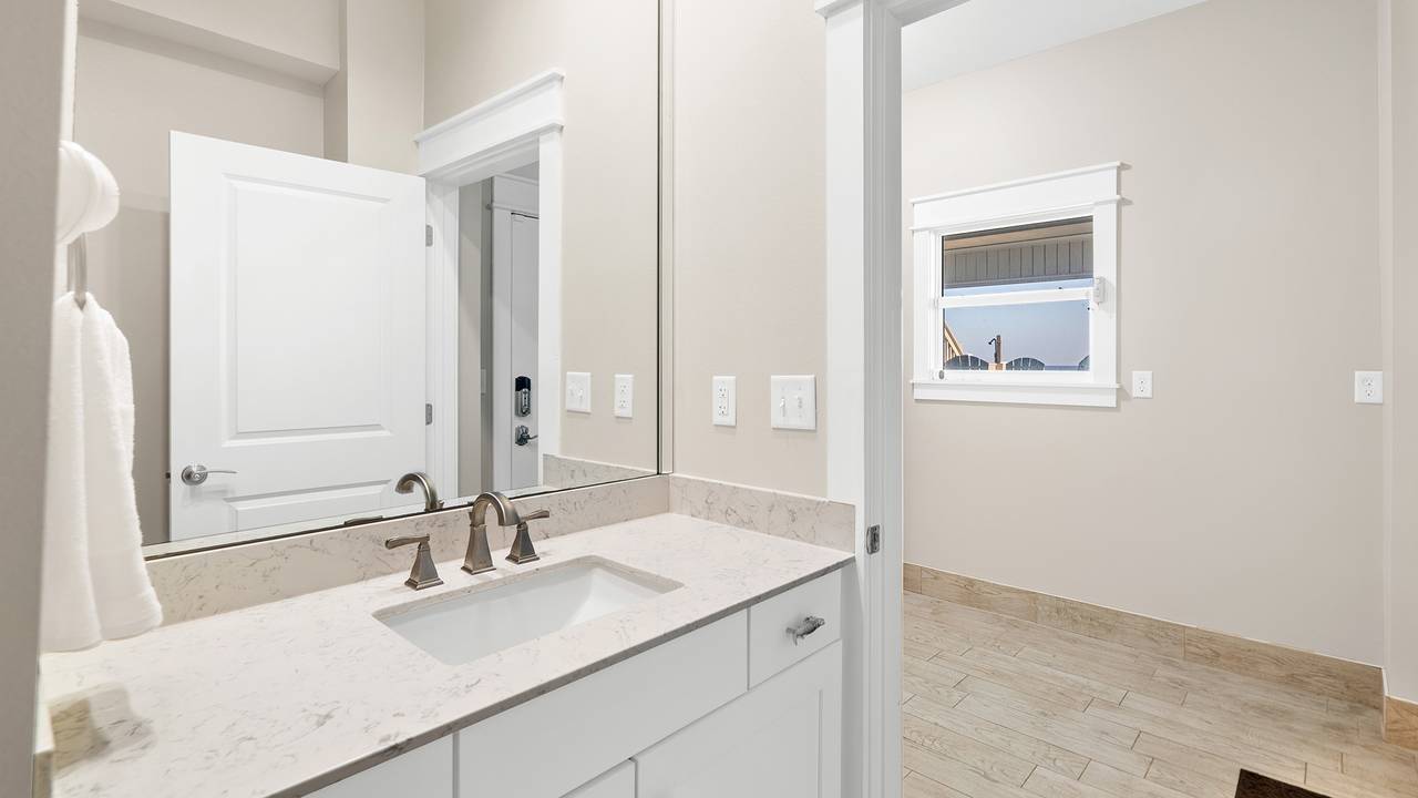 17491 Front Beach Road 17491 Front Beach Road