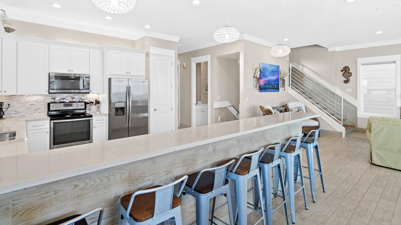 17491 Front Beach Road 17491 Front Beach Road