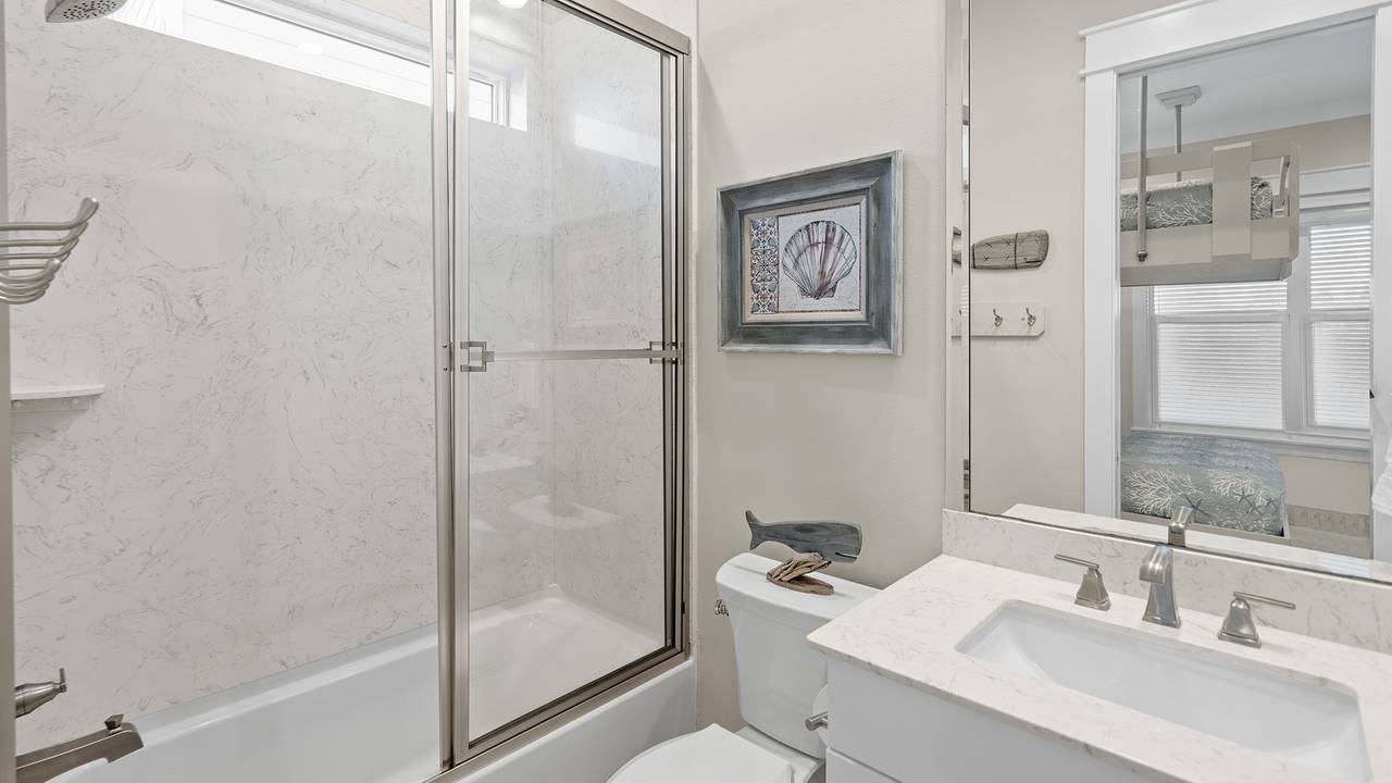 17491 Front Beach Road 17491 Front Beach Road