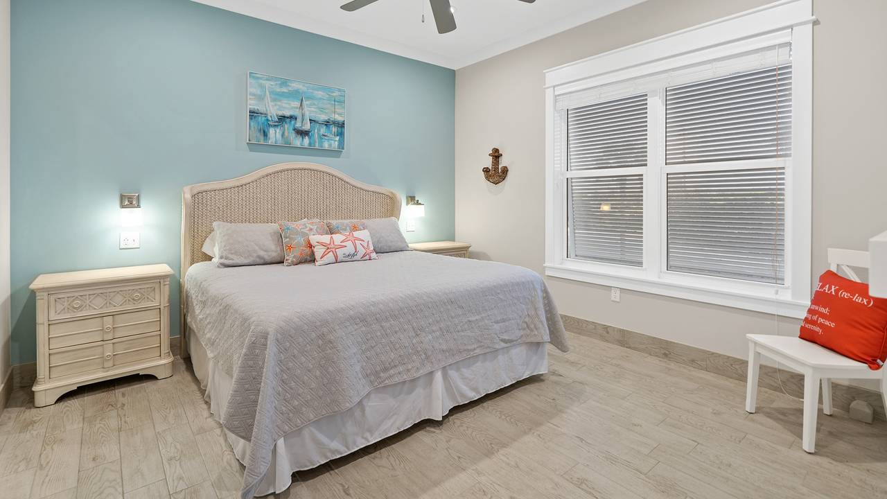 17491 Front Beach Road 17491 Front Beach Road