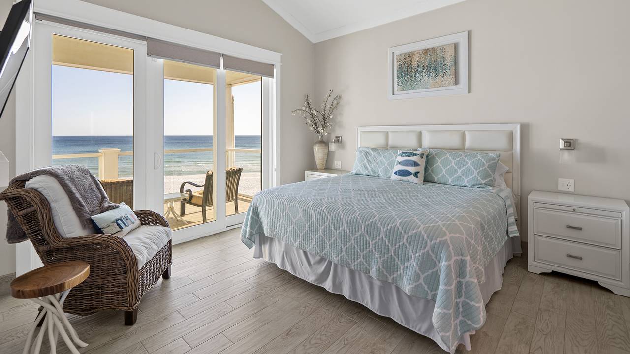 17491 Front Beach Road 17491 Front Beach Road