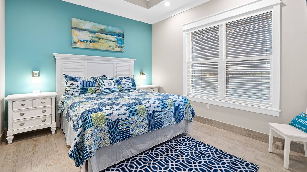 17491 Front Beach Road 17491 Front Beach Road