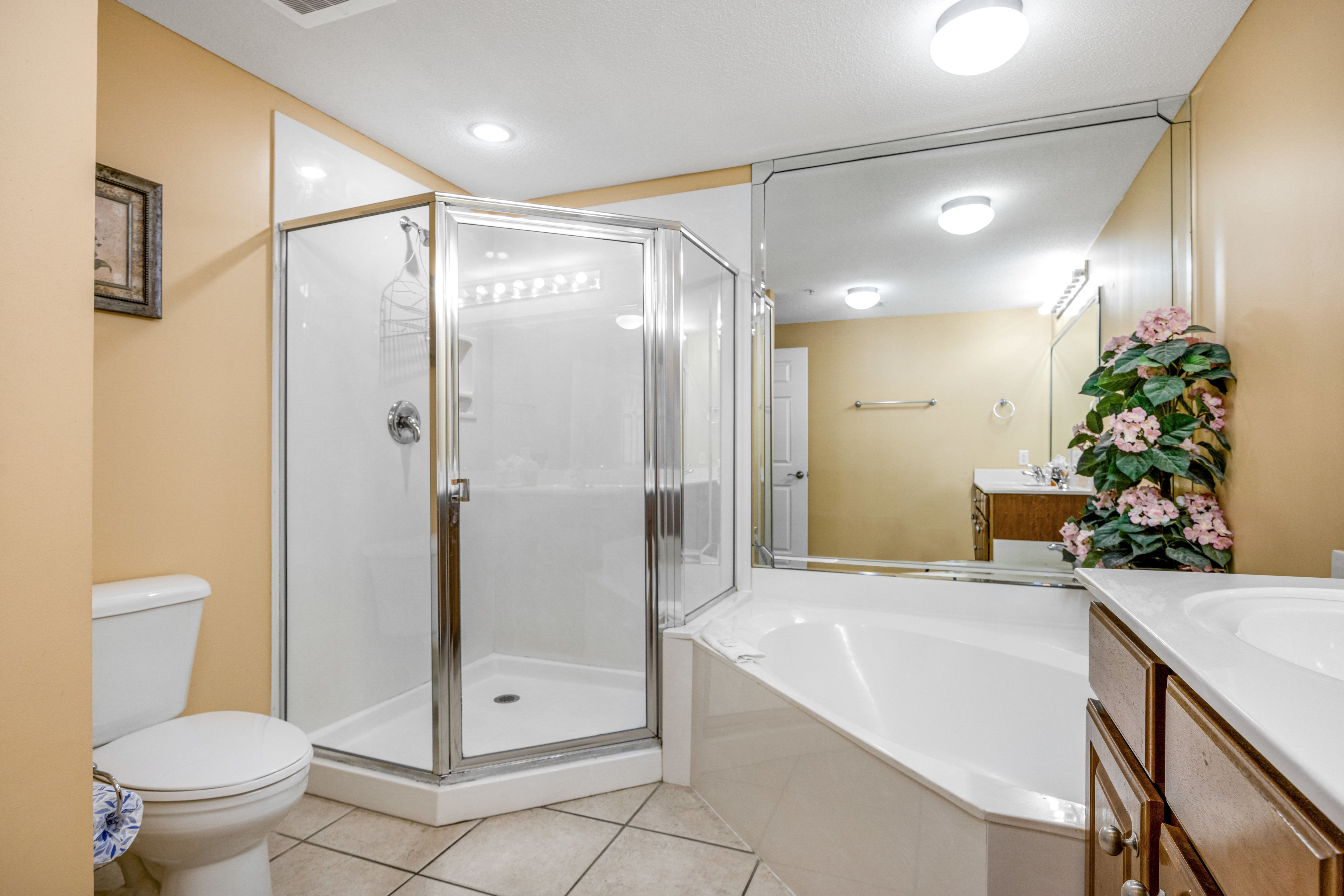 Seychelles 601 Bathroom