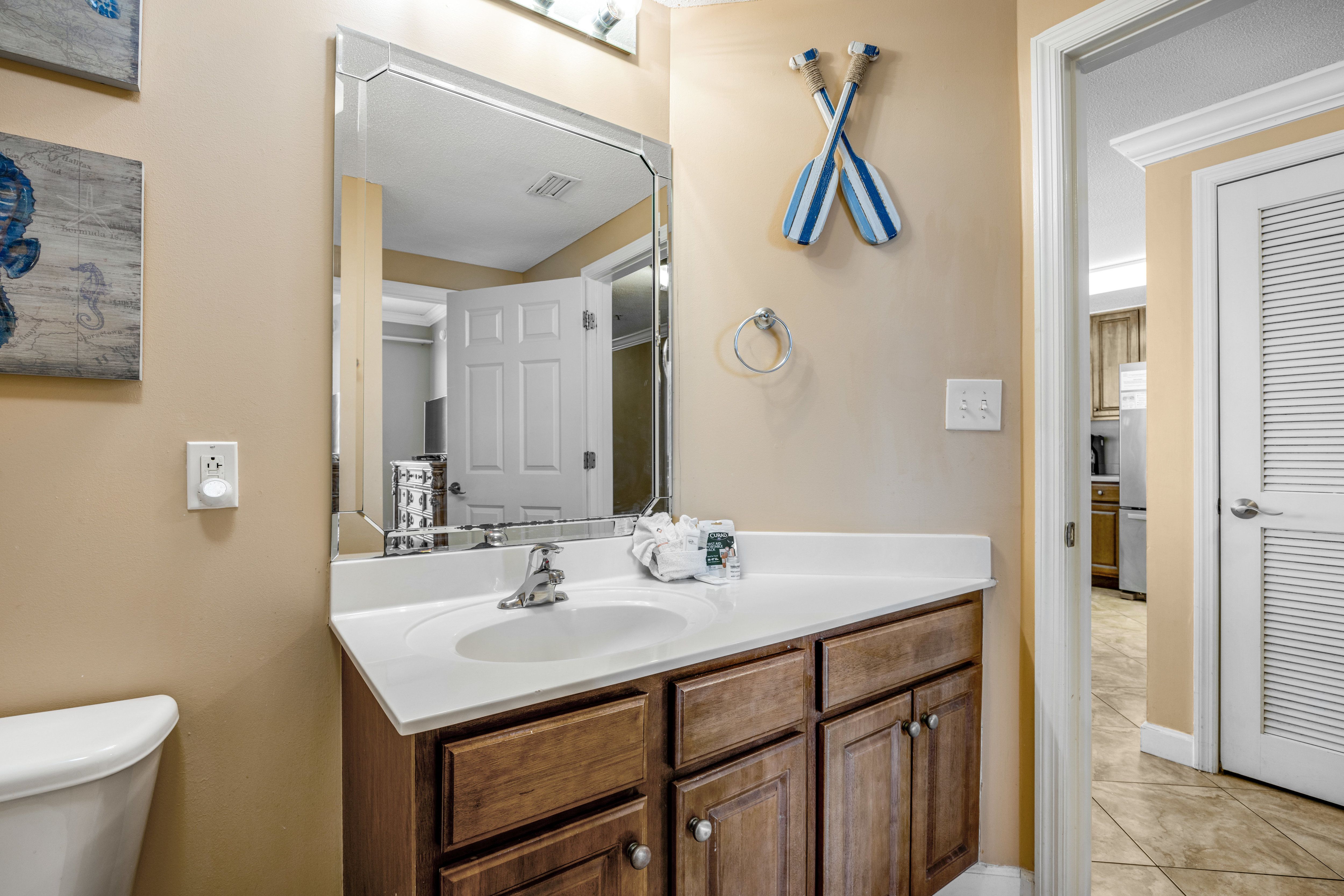 Seychelles 601 Bathroom