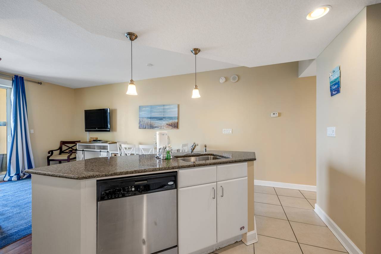 Grand Panama 2-1002 Kitchen Grand Panama 2-1002 Kitchen