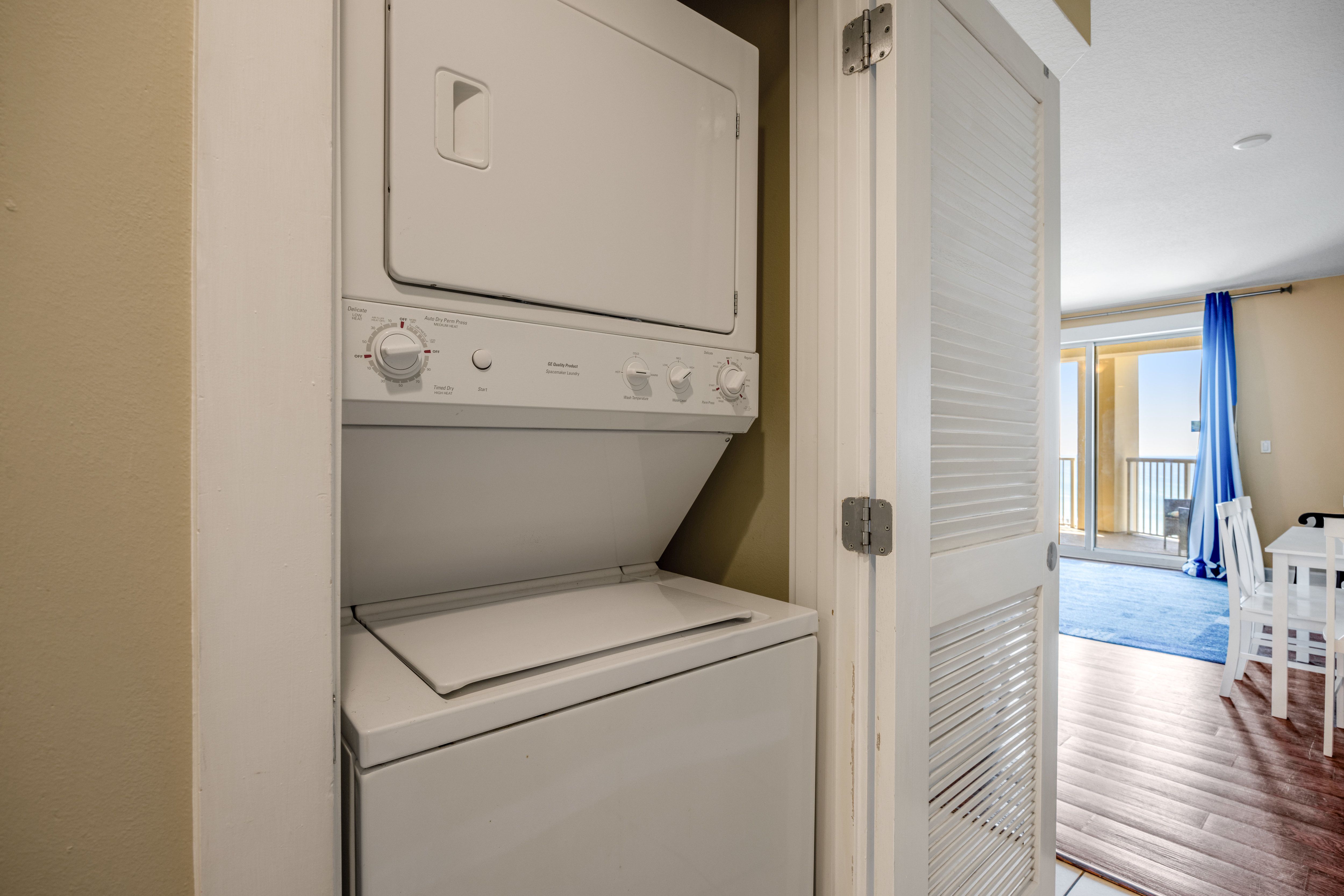 Grand Panama 2-1002 Washer and Dryer