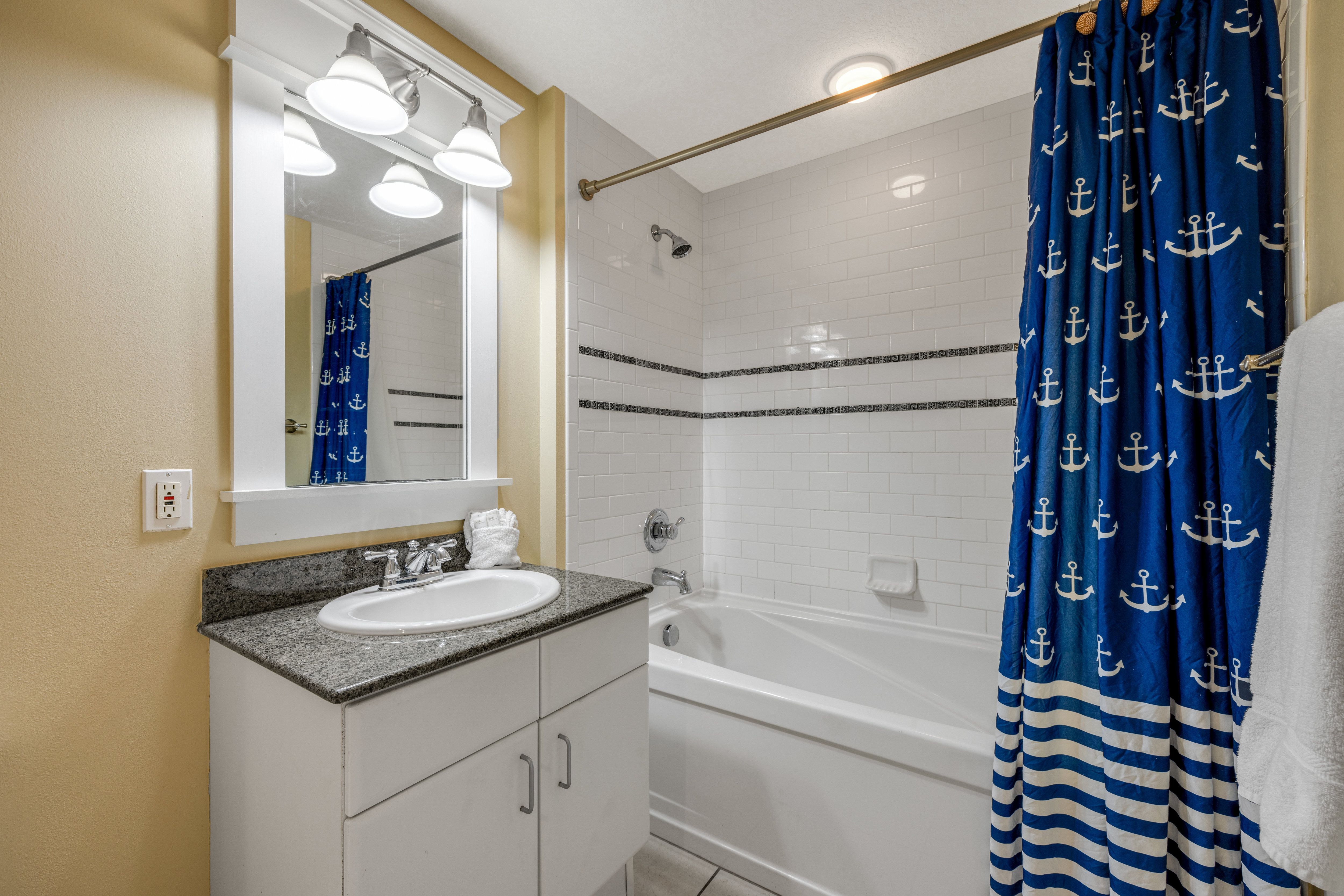 Grand Panama 2-1002 Bathroom