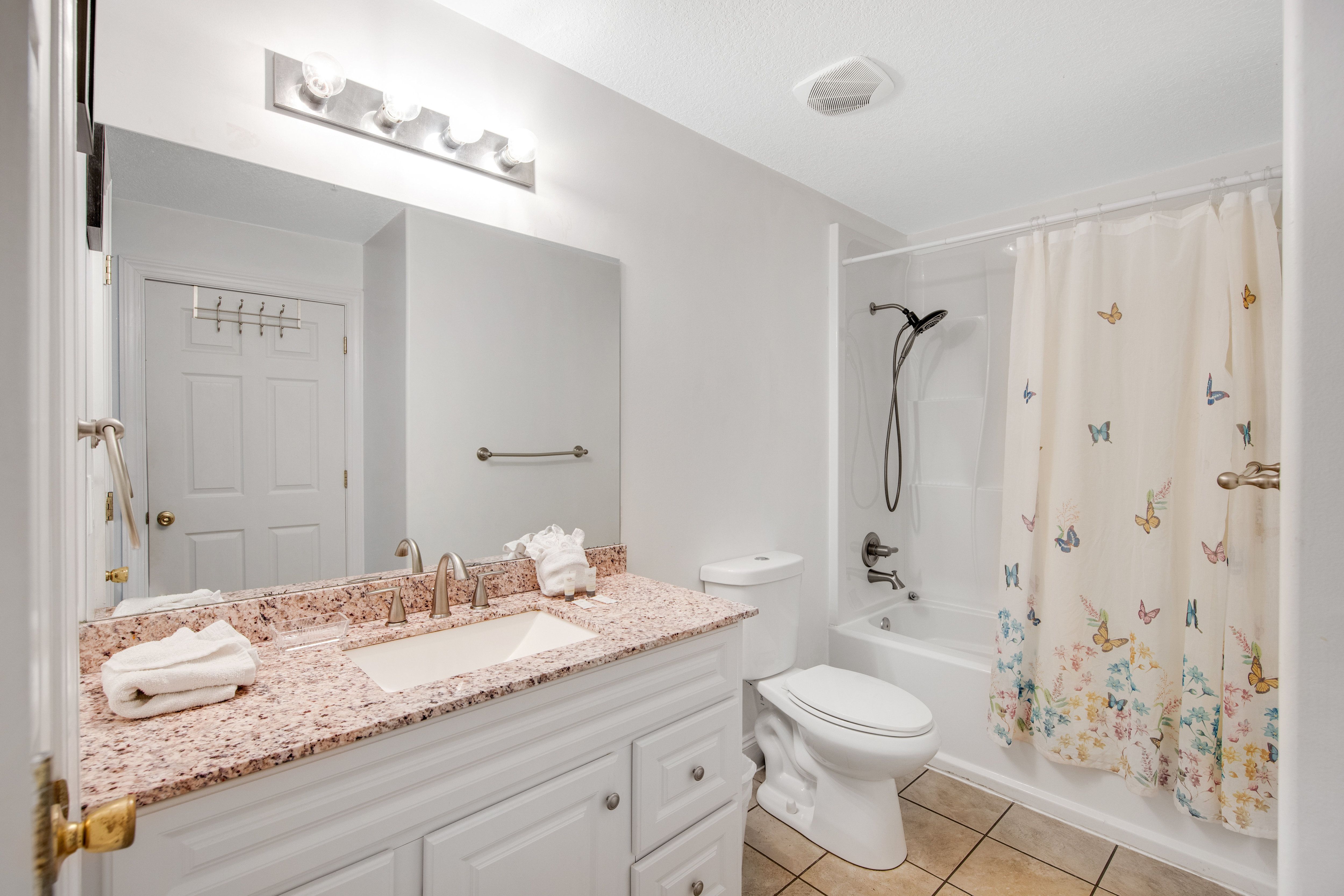 Ocean Villa 502 Bathroom