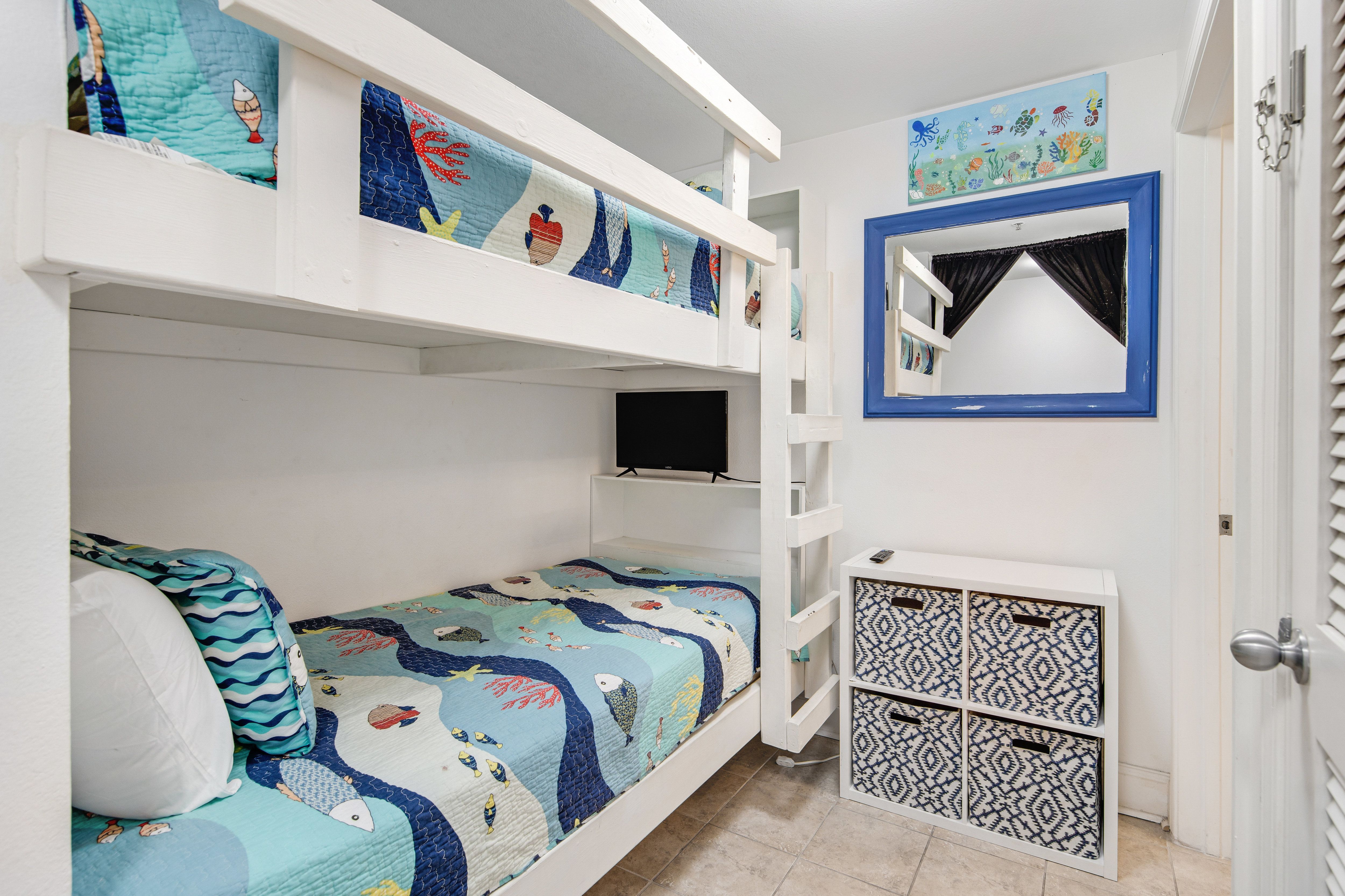 Laketown Wharf 1816 Bunk Beds
