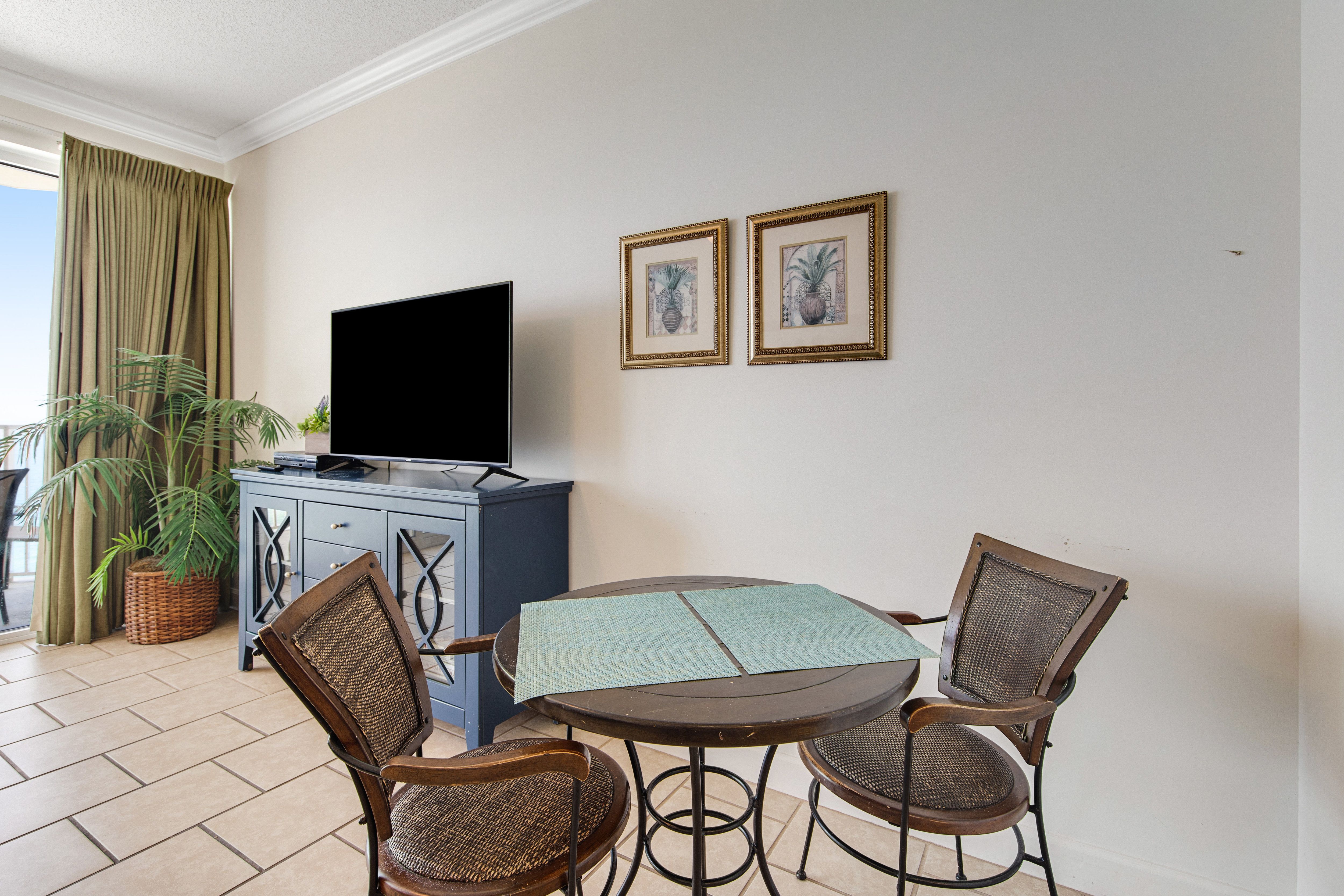 Boardwalk 1805 Dining Table