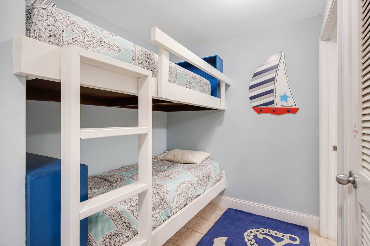 Laketown Wharf 1316 Bunk Bed Laketown Wharf 1316 Bunk Bed