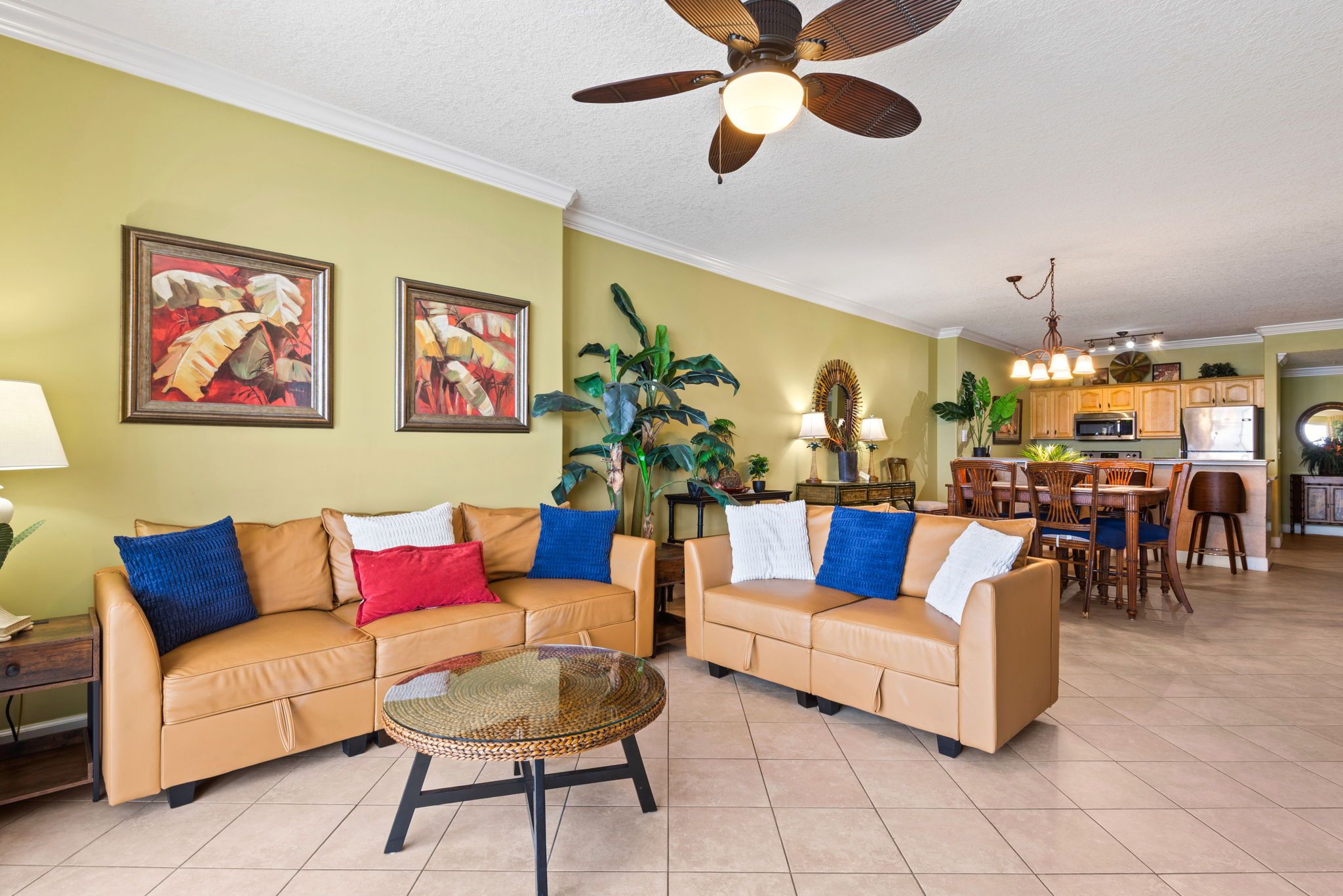 Ocean Reef 1709 Living Area