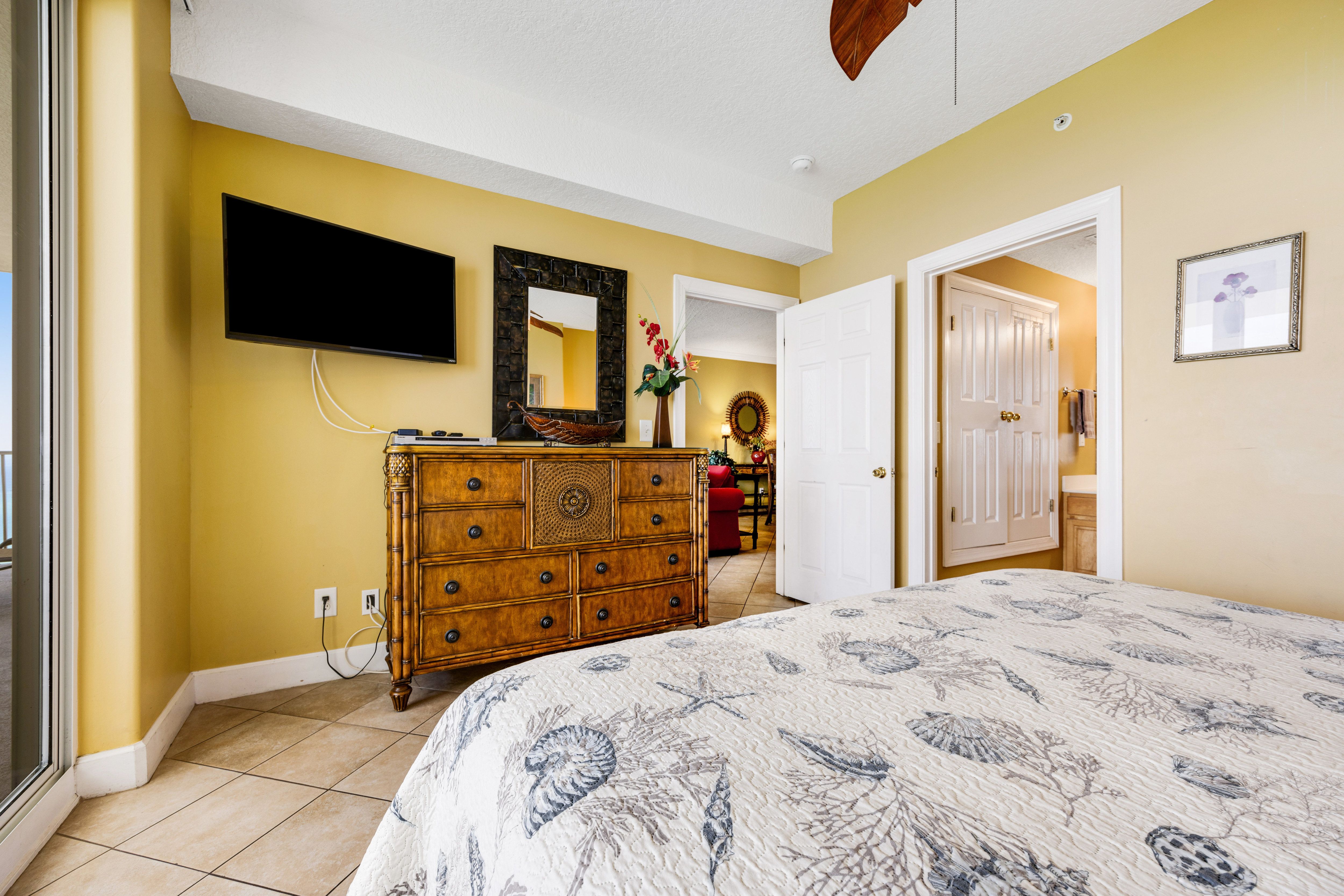 Ocean Reef 1709 Bedroom 