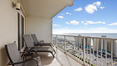 Laketown Wharf 1527 Laketown Wharf 1527