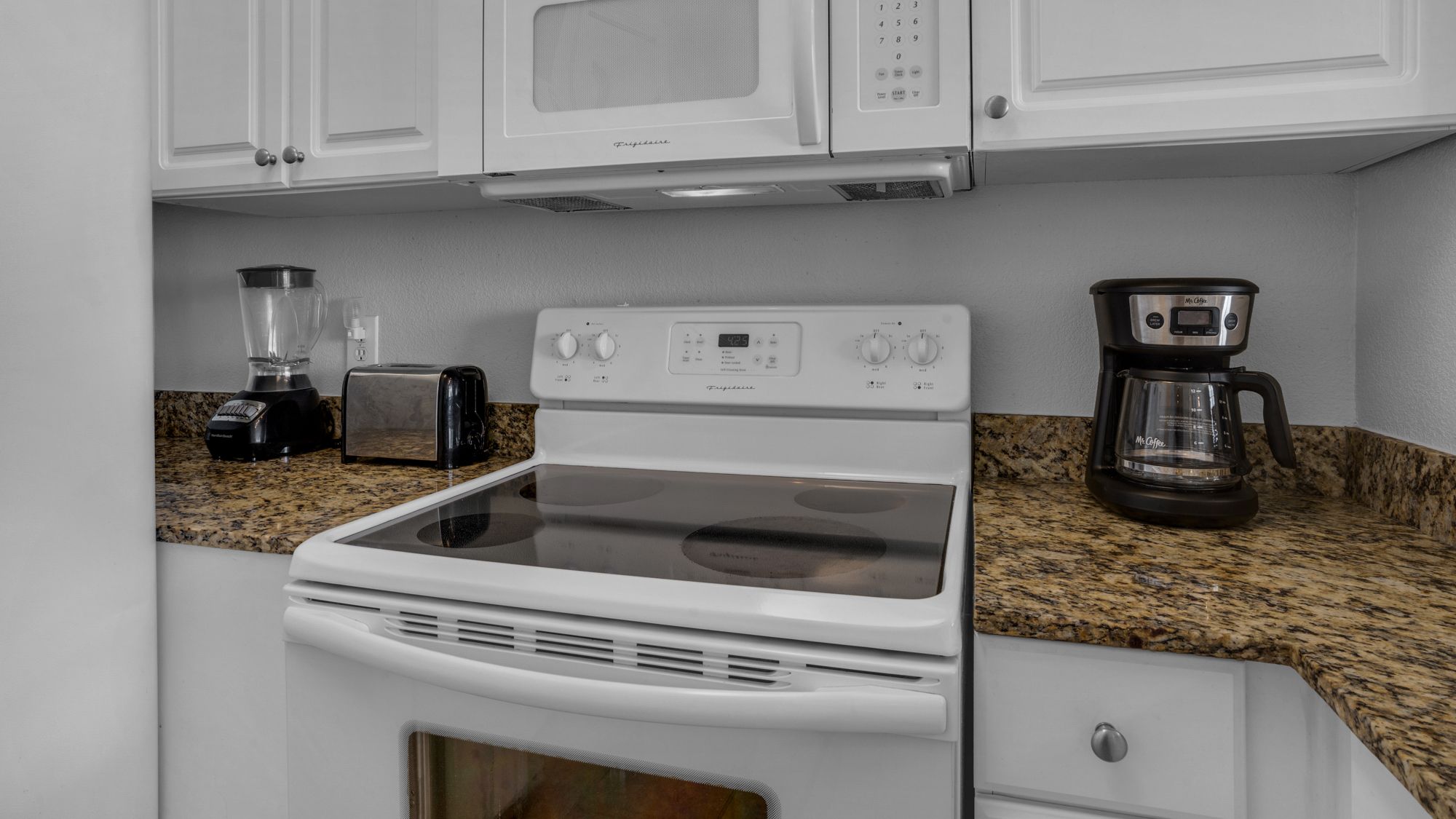 Tidewater 2315 Kitchen