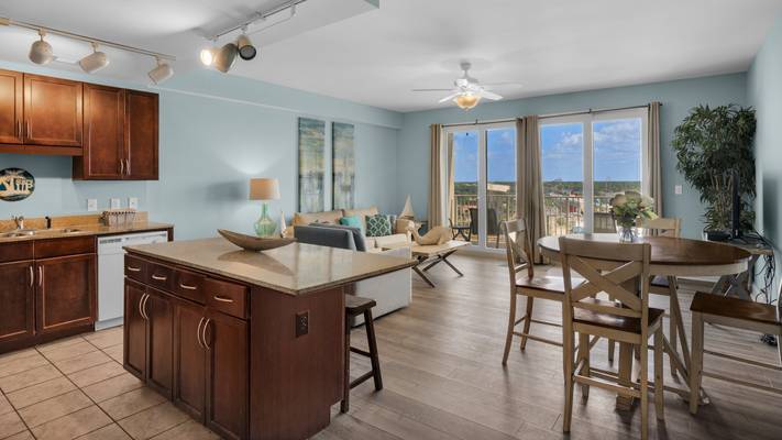 Laketown Wharf 1037 Kitchen & Living Area Laketown Wharf 1037 Kitchen & Living Area