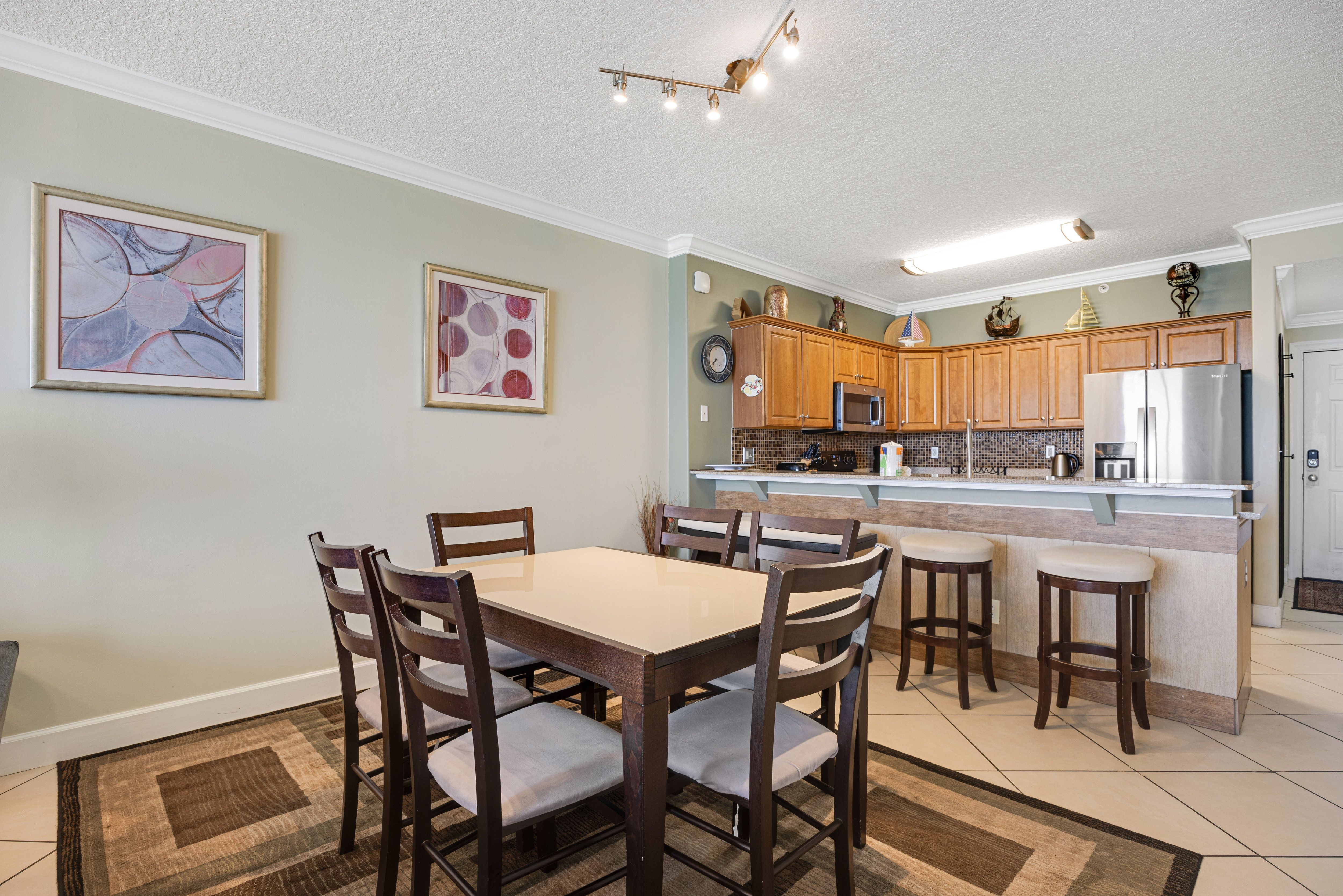 Ocean Villa 1103 Dining Table and Kitchen