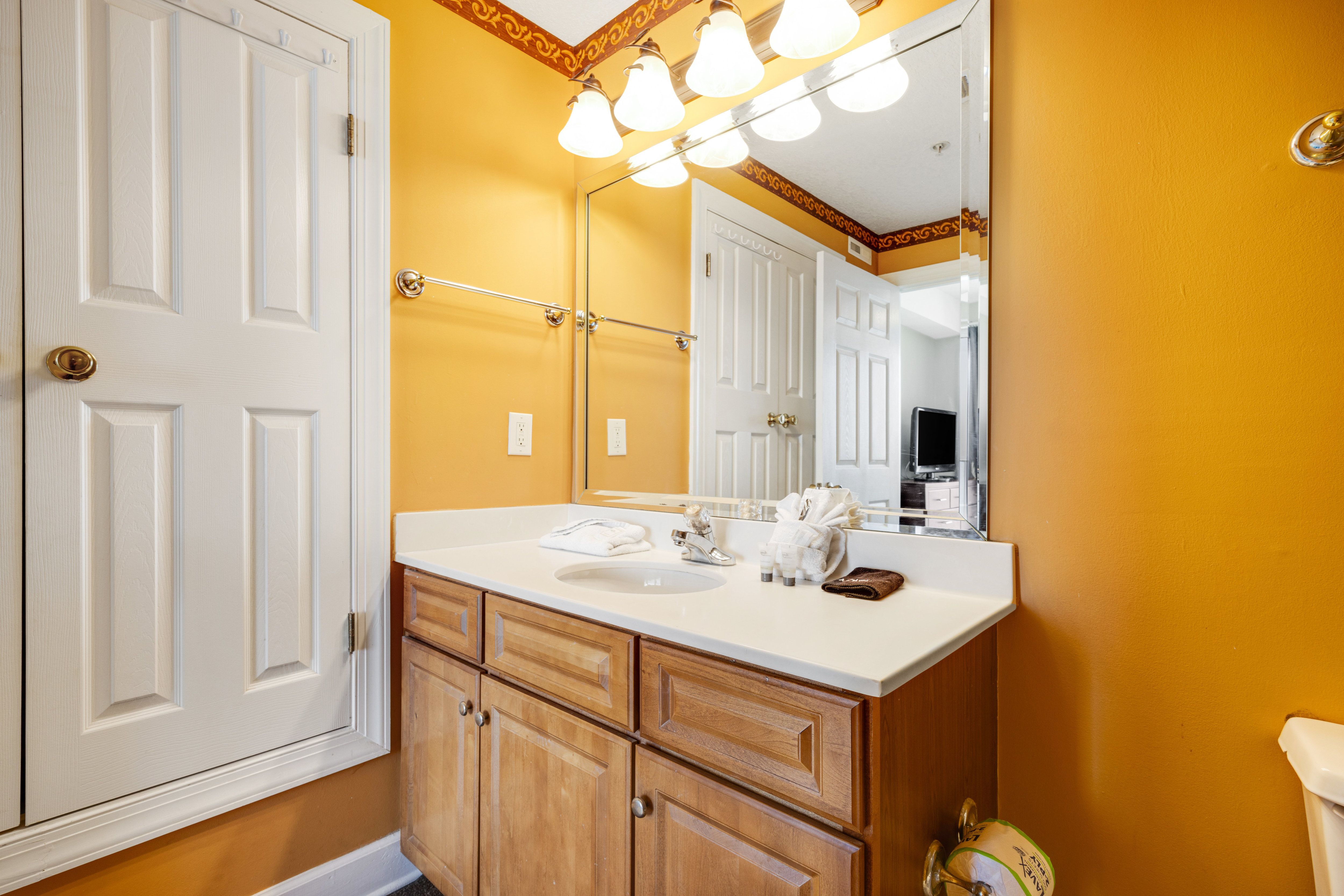 Ocean Villa 1103 Bathroom