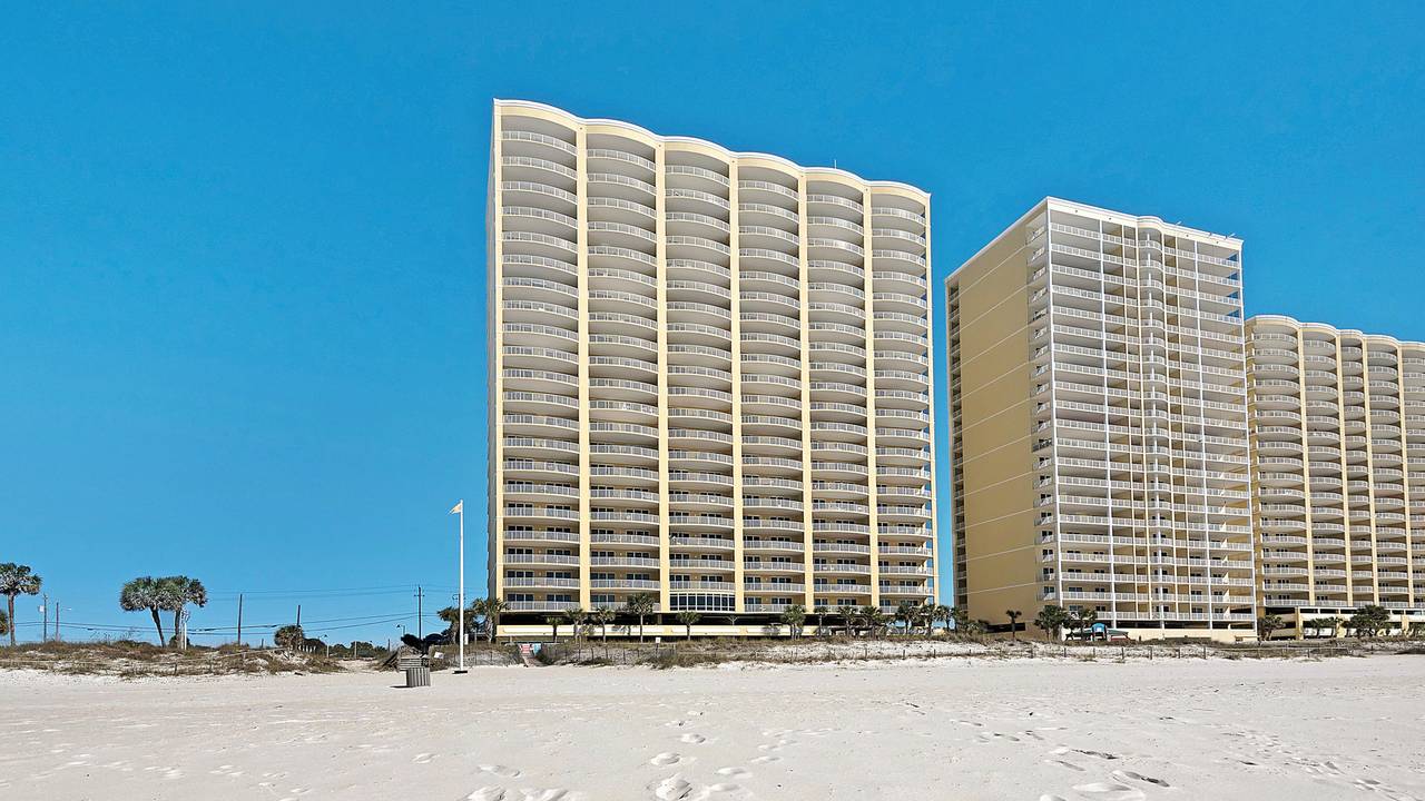 OVA1103 Beach area OVA1103 Beach area