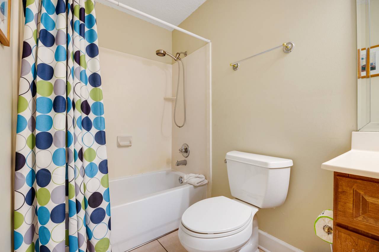 Ocean Villa 1103 Bathroom Ocean Villa 1103 Bathroom