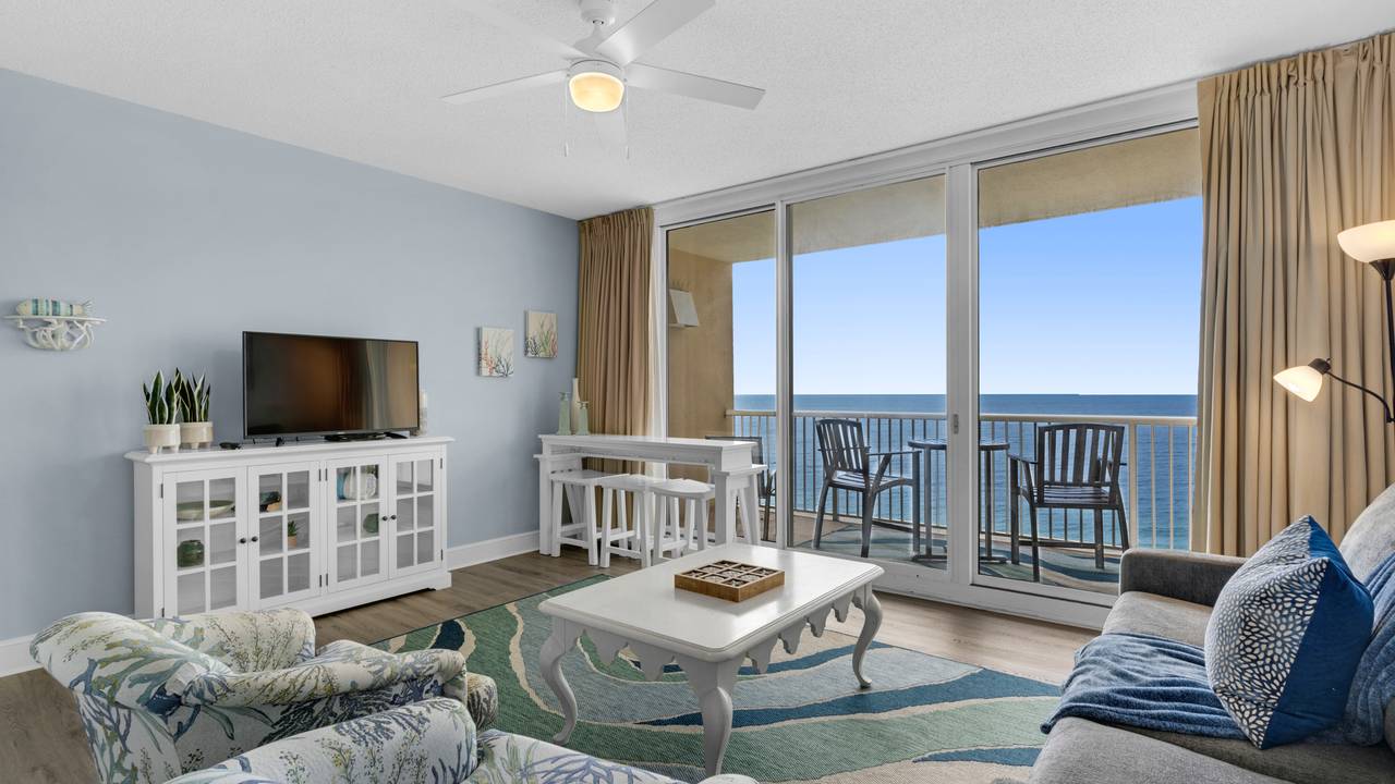 Majestic Tower 1-1606 Living area with spectacular gulf views Majestic Tower 1-1606 Living area with spectacular gulf views