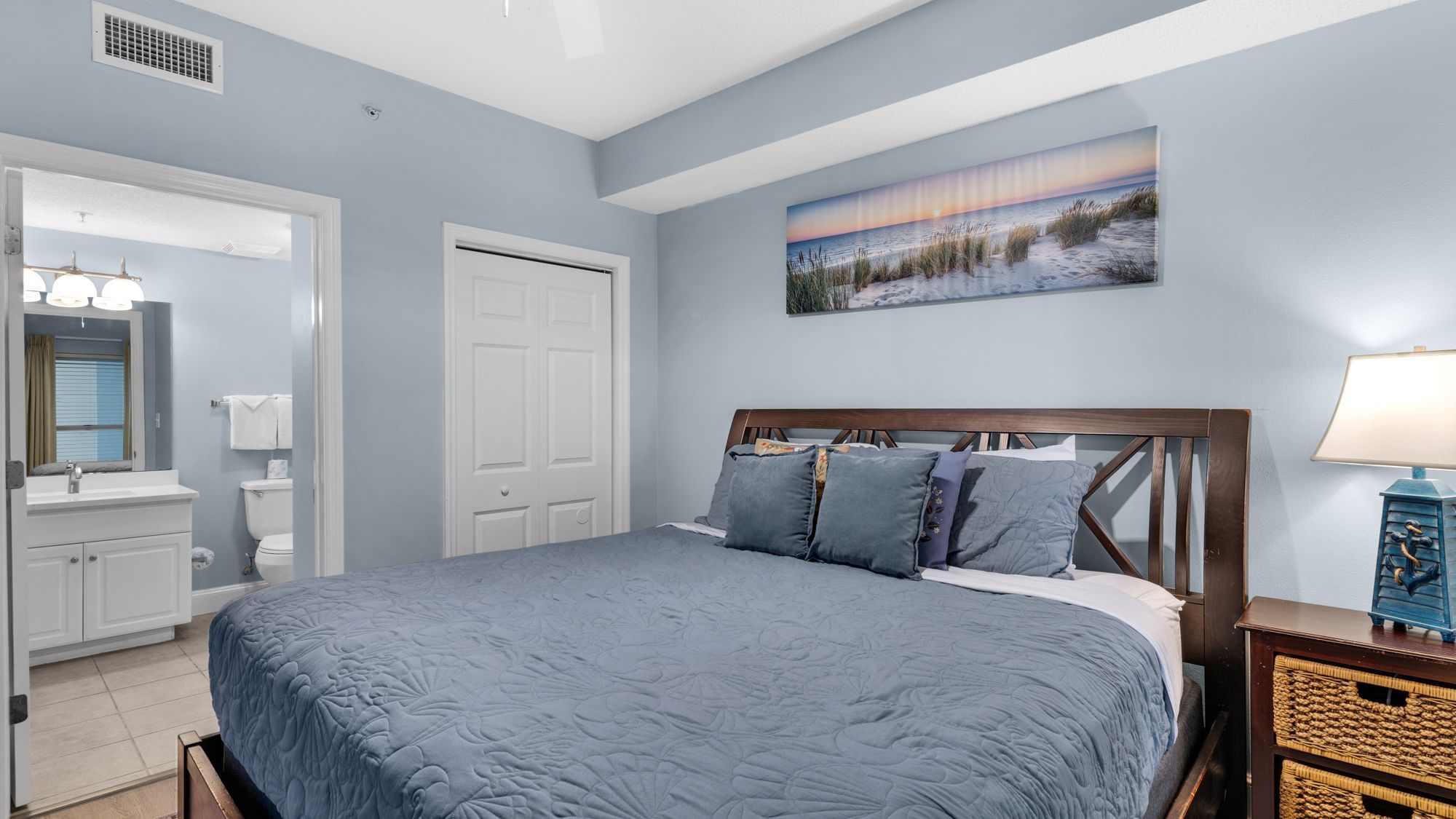 Majestic Tower 1-1606 Bedroom