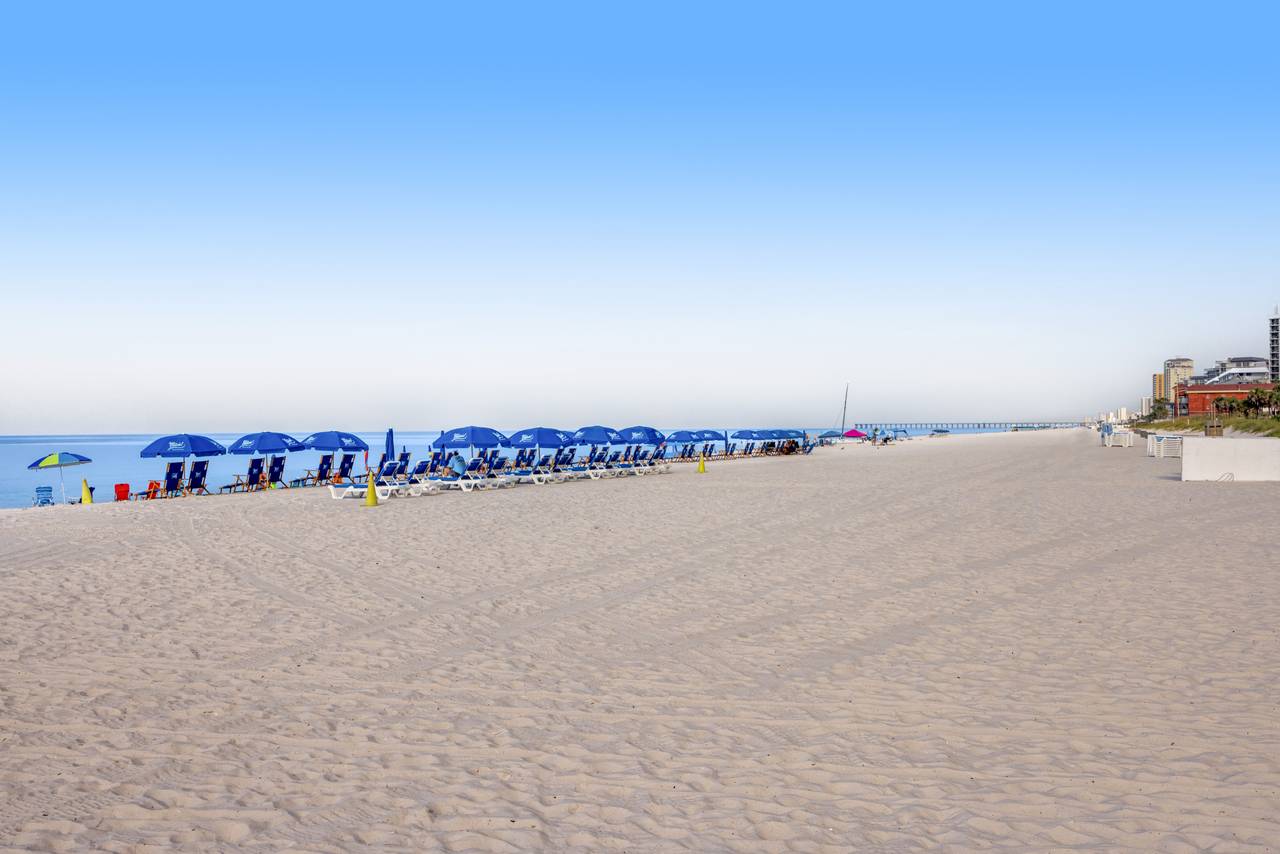 Majestic Towers Beach Majestic Towers Beach