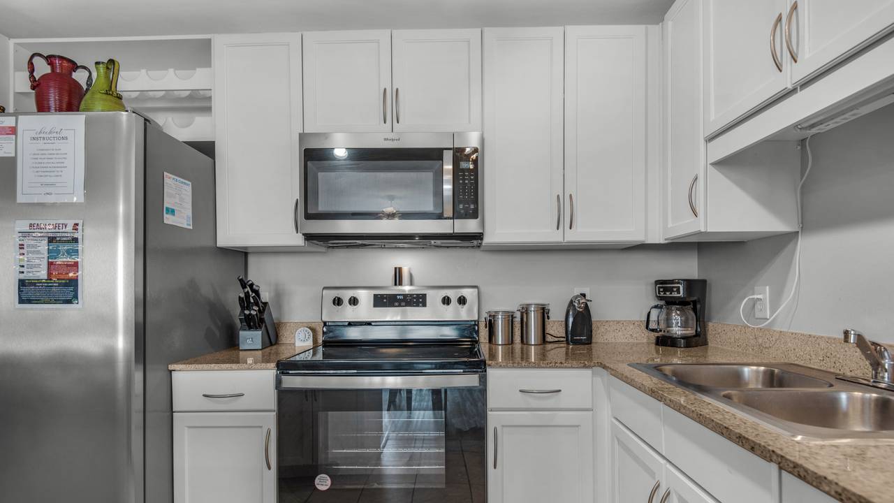 LTW933 Kitchen Area LTW933 Kitchen Area