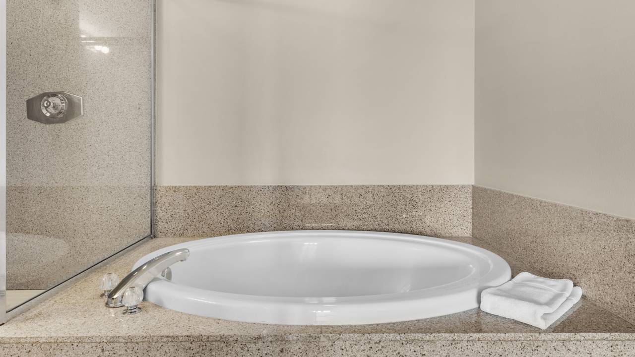 LTW933 Bathroom LTW933 Bathroom