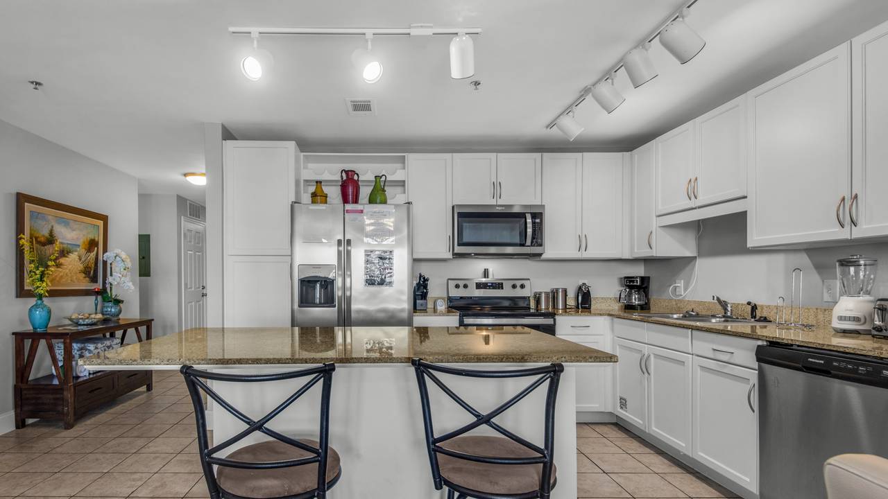 LTW933 Kitchen Area LTW933 Kitchen Area