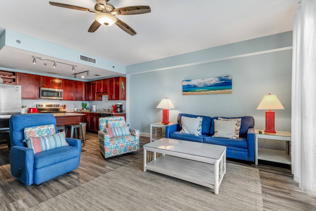 Laketown Wharf 335 Living Area Laketown Wharf 335 Living Area