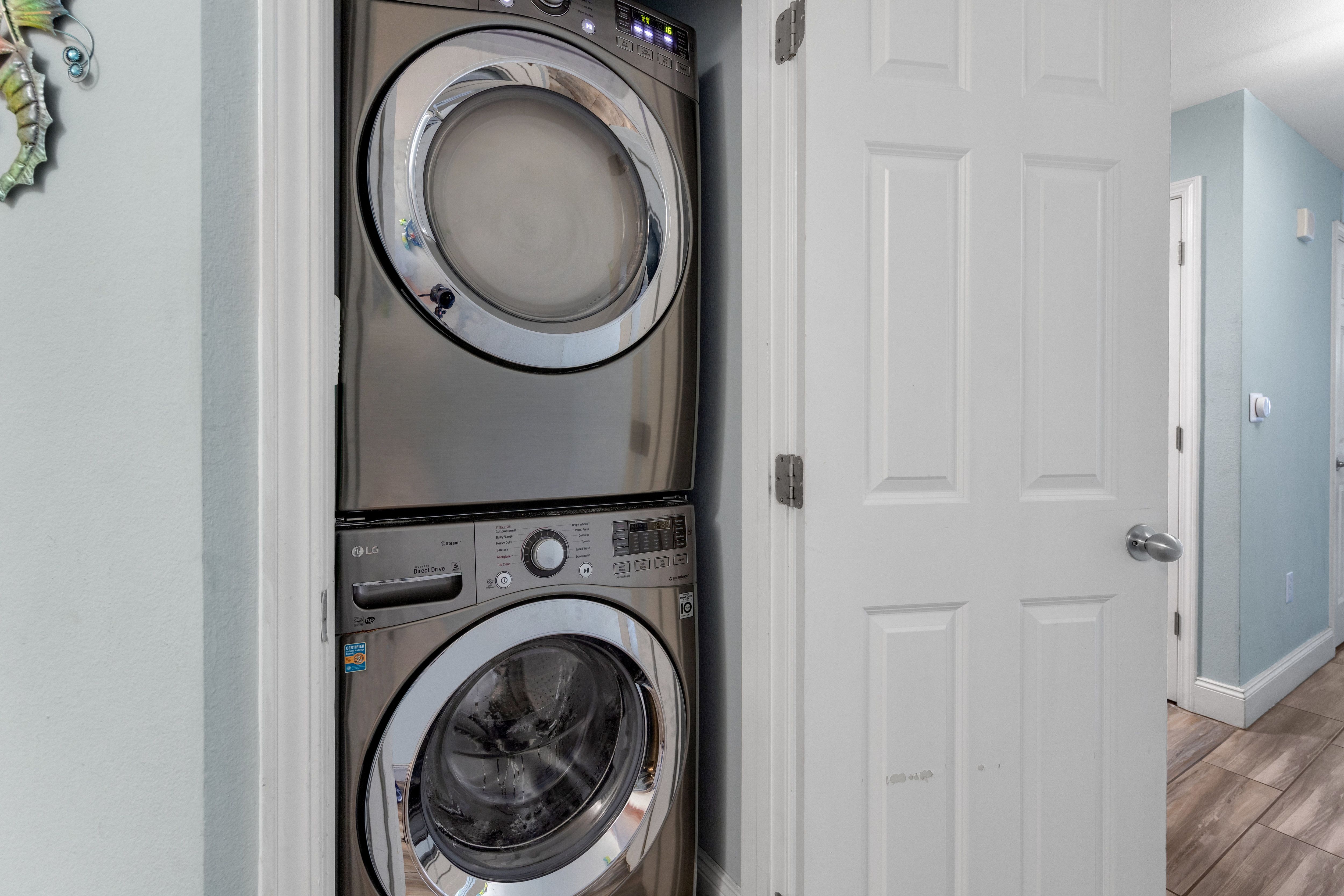 Laketown Wharf 335 Washer and Dryer