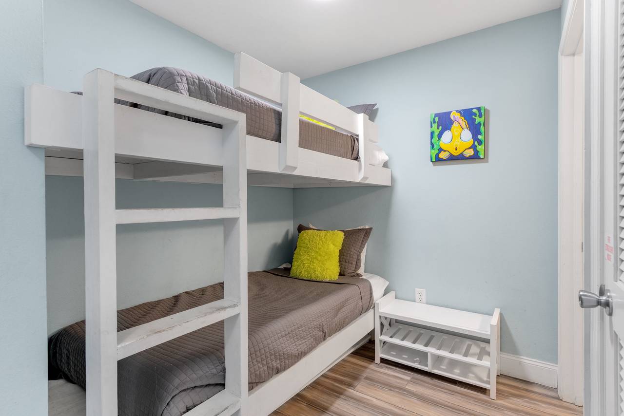 Laketown Wharf 335 Bunk Bed Laketown Wharf 335 Bunk Bed