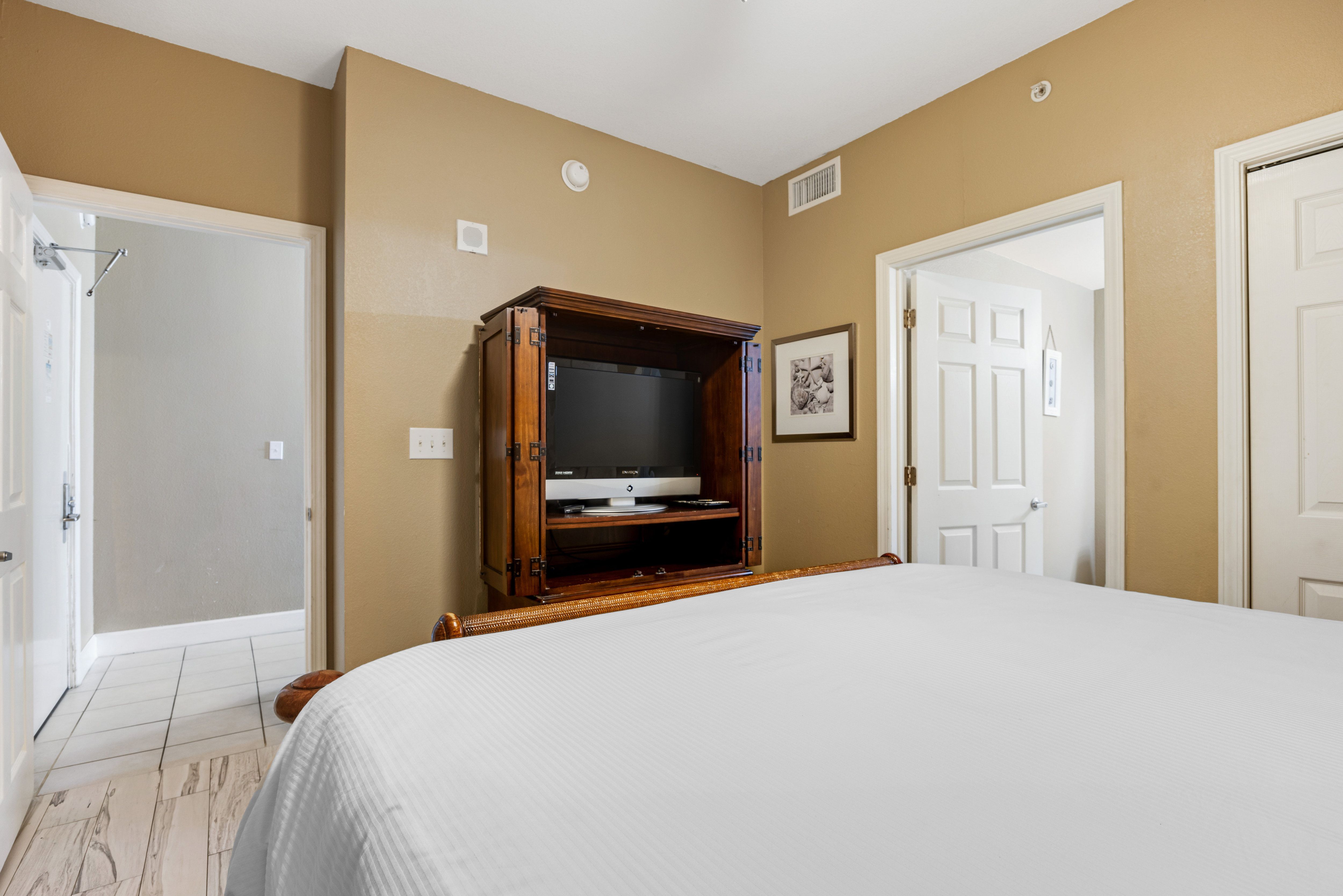 Tidewater 403 Bedroom