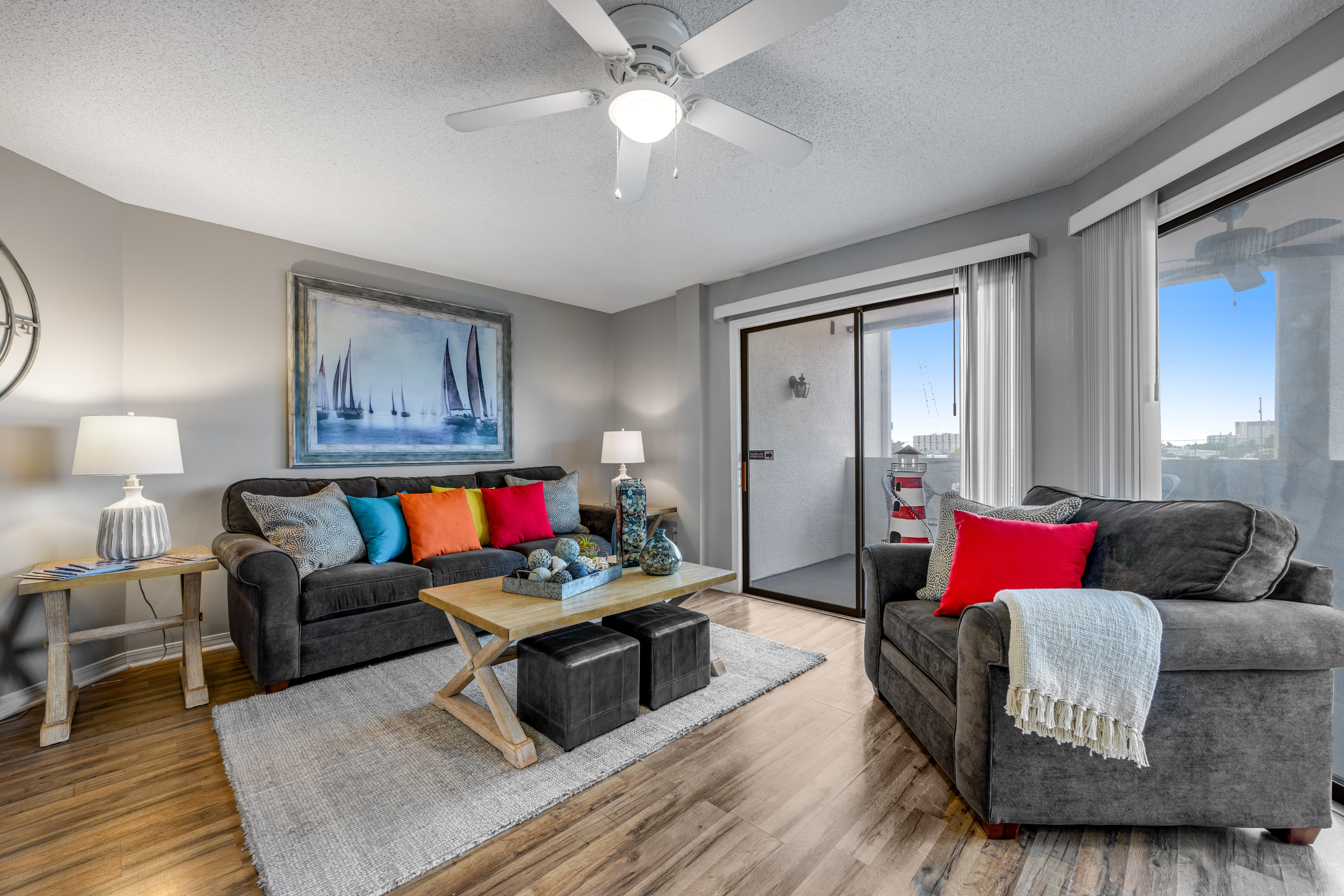 St. Thomas Square 1210B Living Area