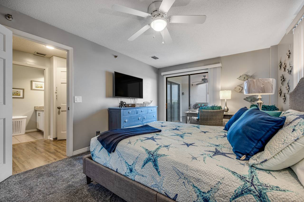 St. Thomas Square 1210B Bedroom St. Thomas Square 1210B Bedroom