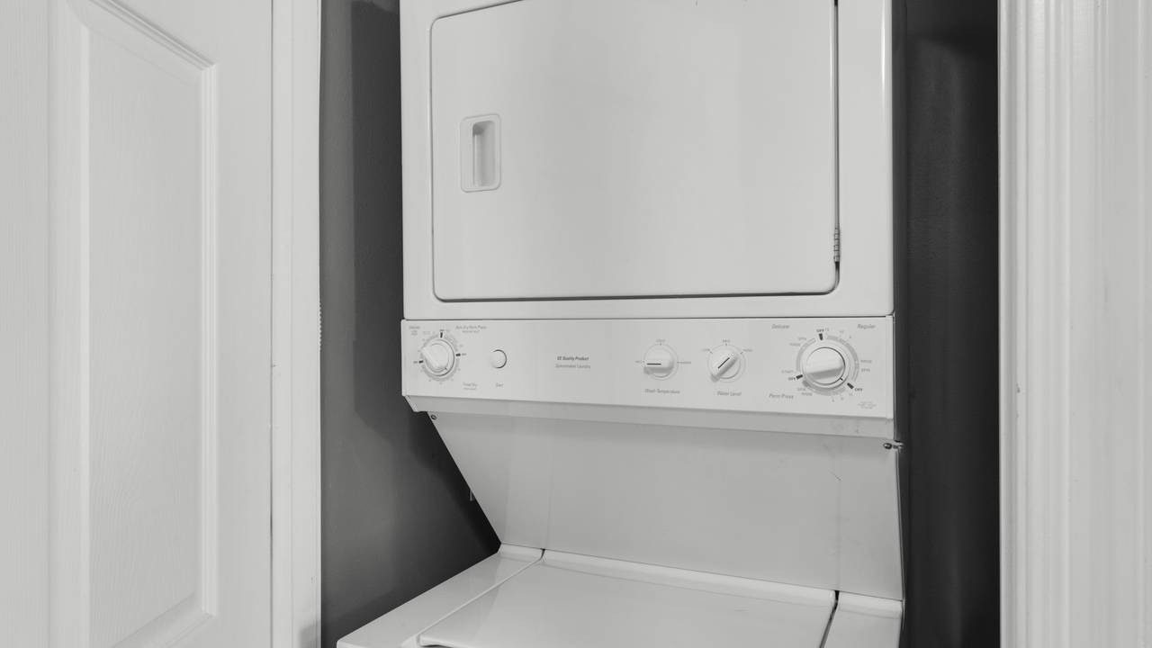 Calypso 2-2007 Washer & Dryer Calypso 2-2007 Washer & Dryer