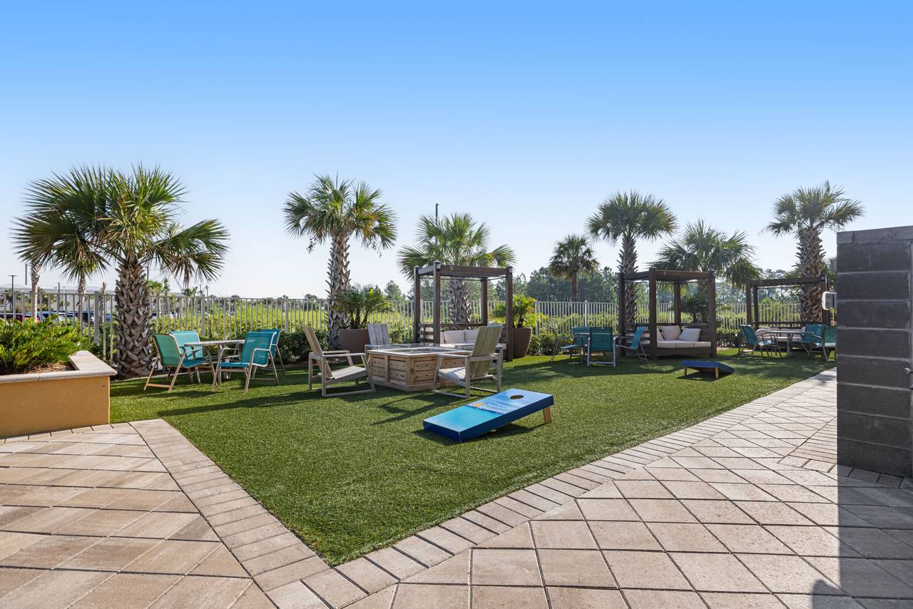 Calypso Exterior Calypso Exterior