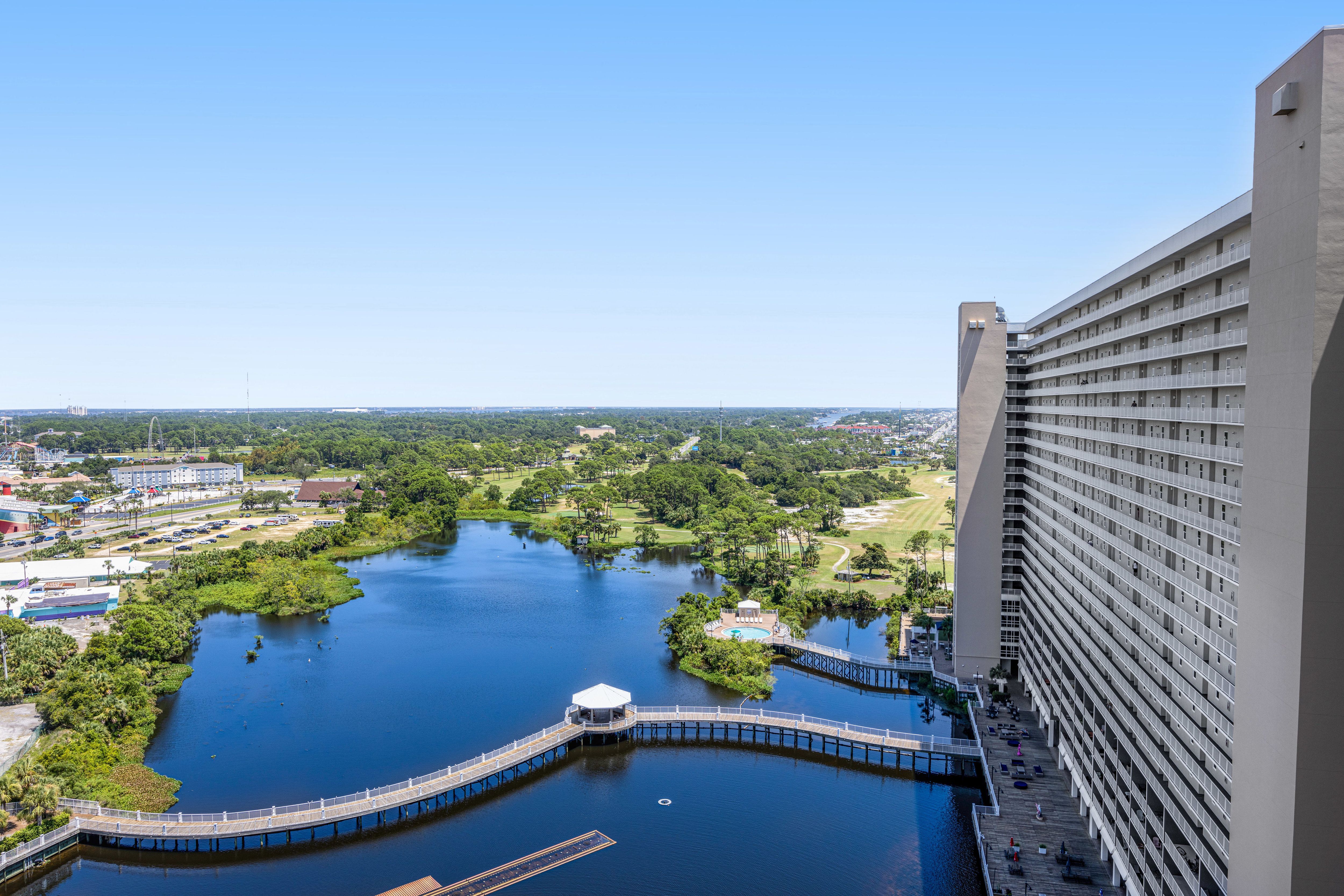 Laketown Wharf 1730 Balcony with Lake Views
