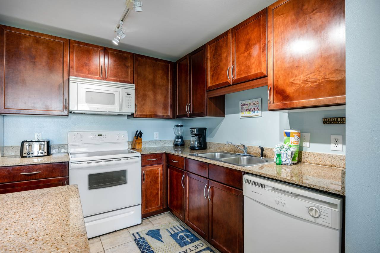 Laketown Wharf 1730 Kitchen with Lake Views Laketown Wharf 1730 Kitchen with Lake Views