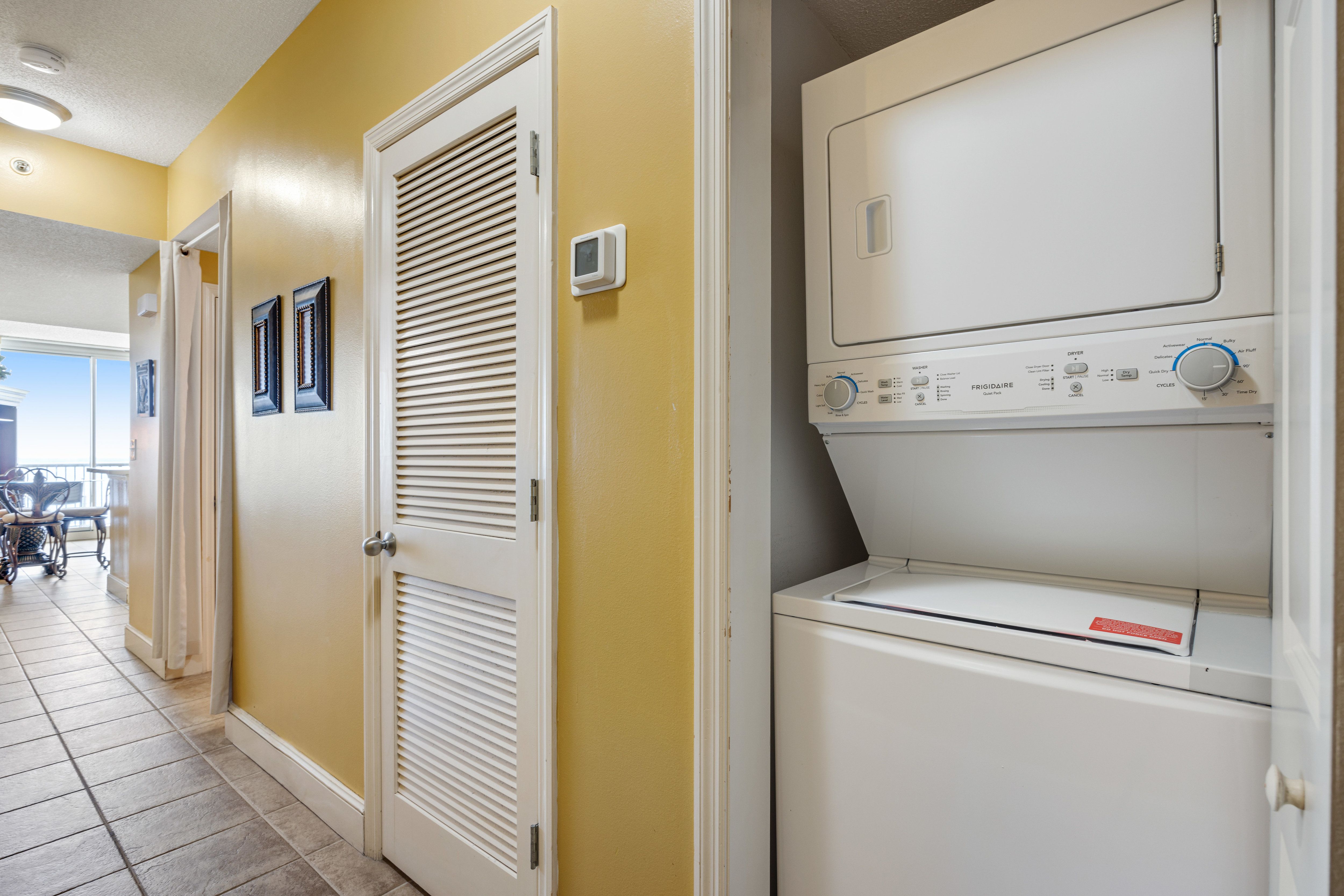 Majestic Tower 1-1306 Washer and Dryer
